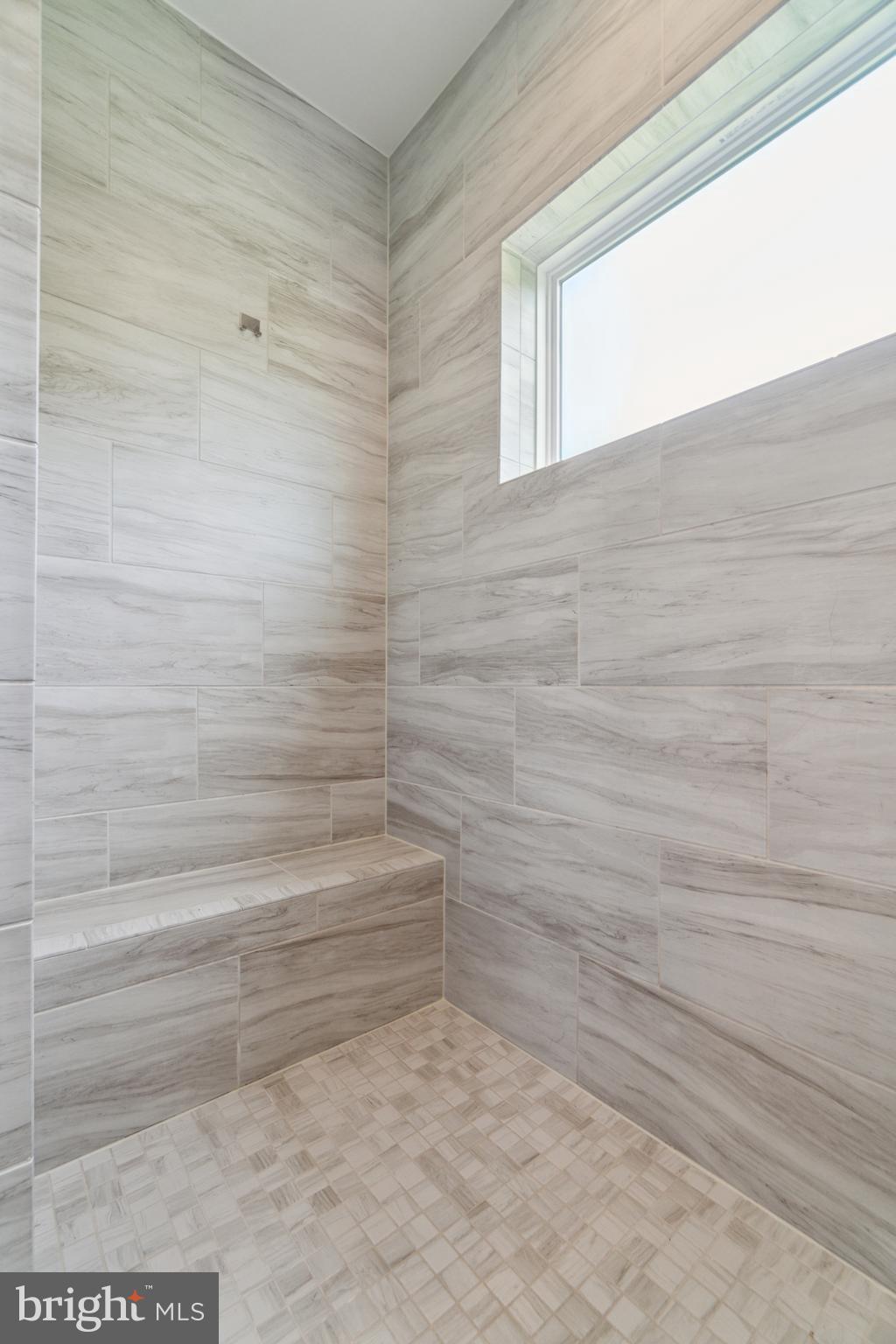 THE RETREAT AT WESTFIELDS - Residential Lease