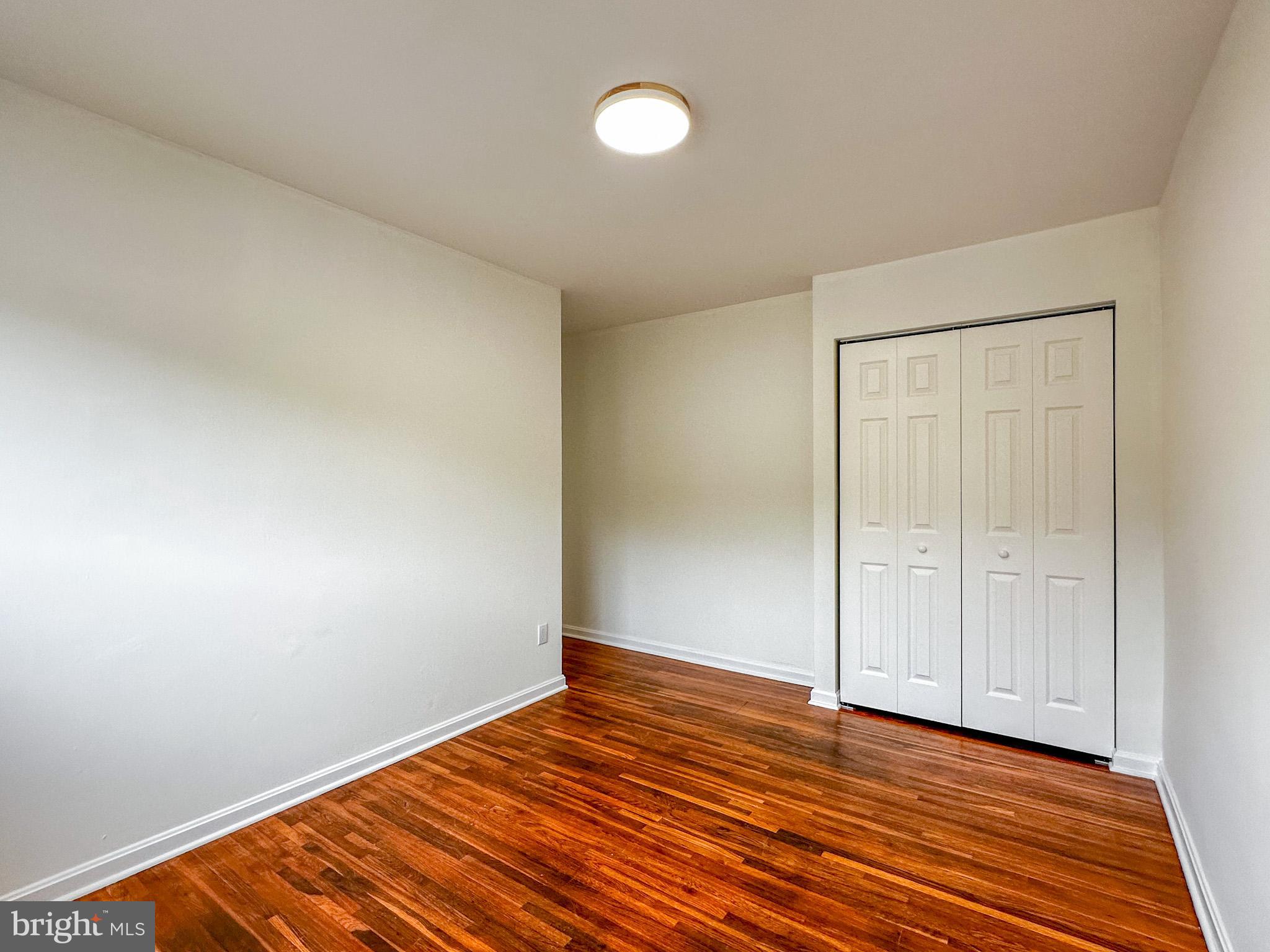 KENT VILLAGE - Residential