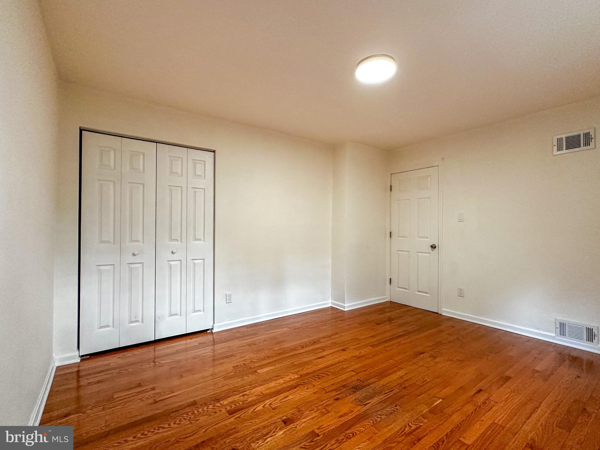 KENT VILLAGE - Residential