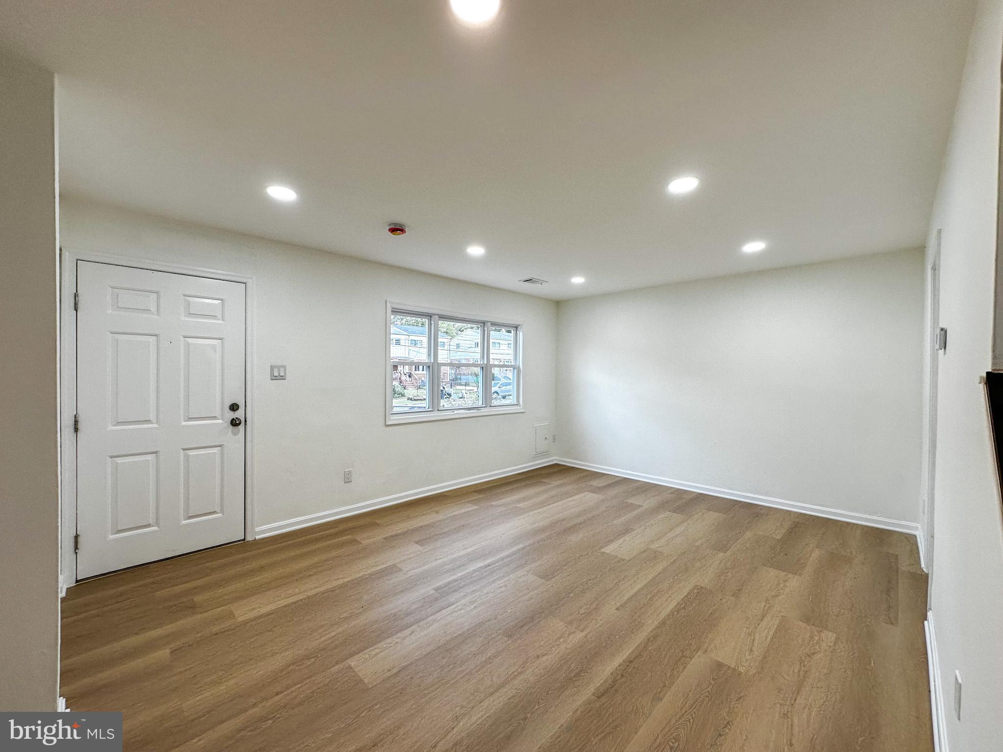 2208 COLUMBIA PLACE