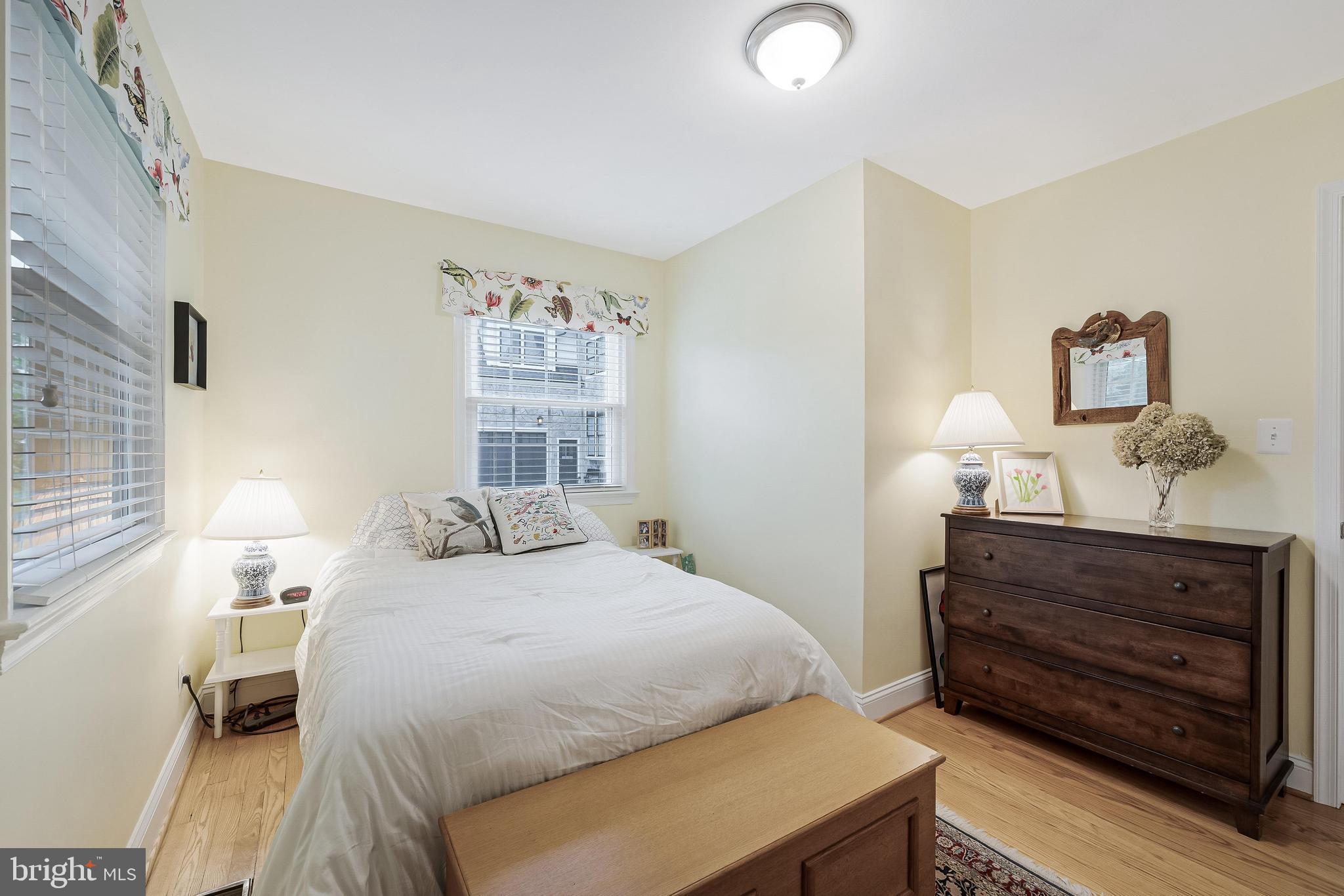 SALONA VILLAGE - Residential