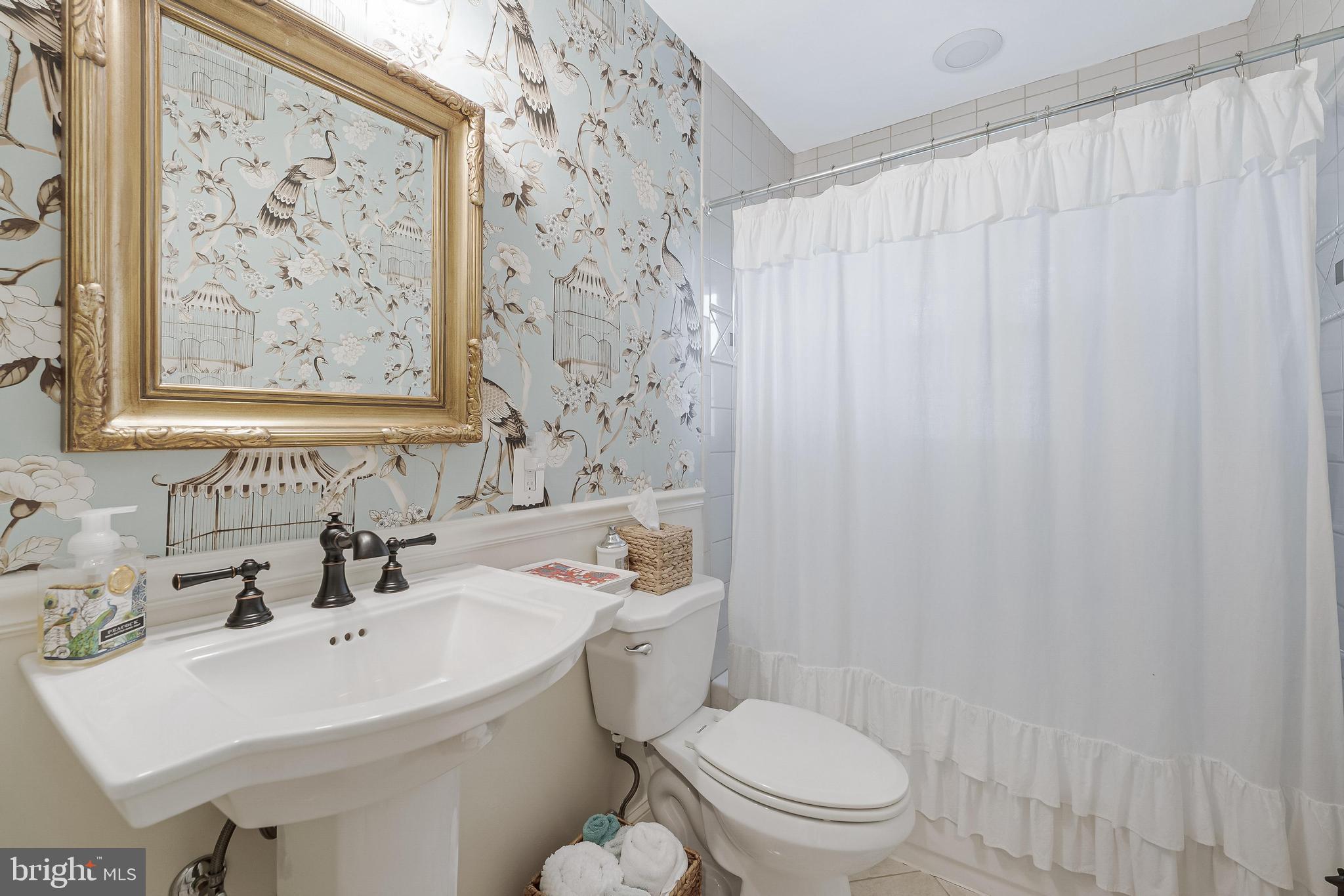 SALONA VILLAGE - Residential