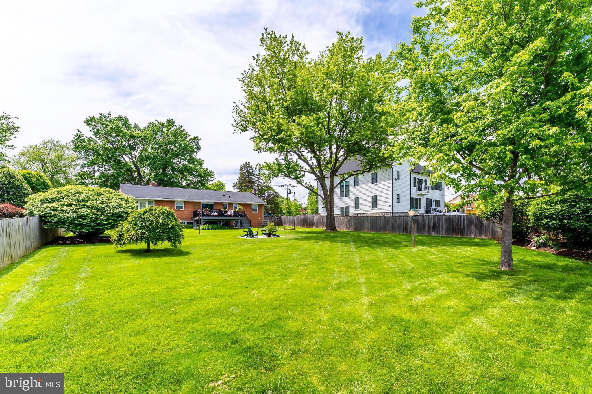 SALONA VILLAGE - Residential