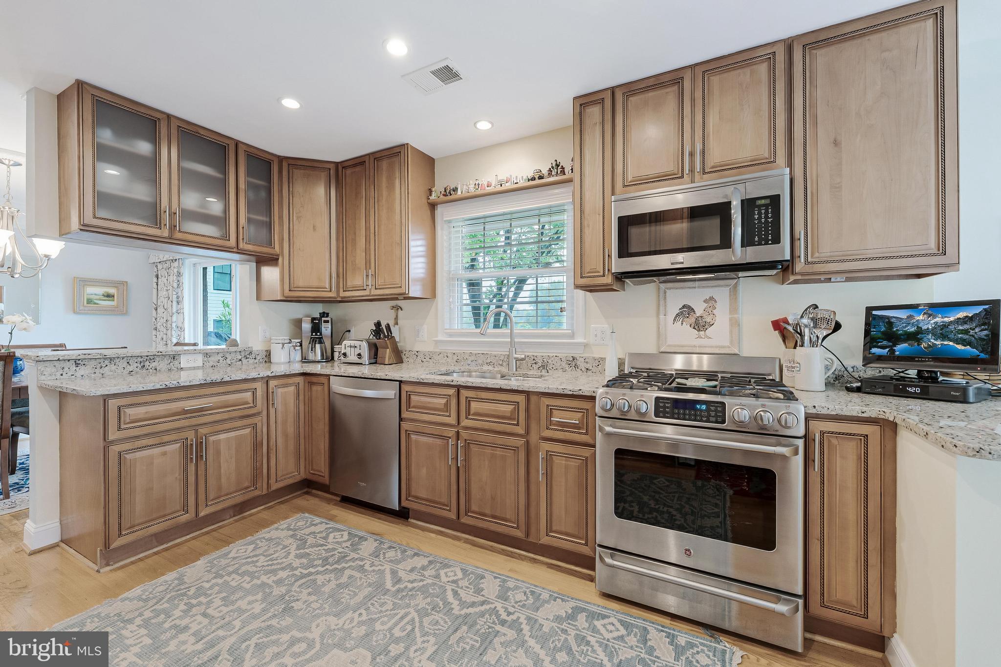 SALONA VILLAGE - Residential