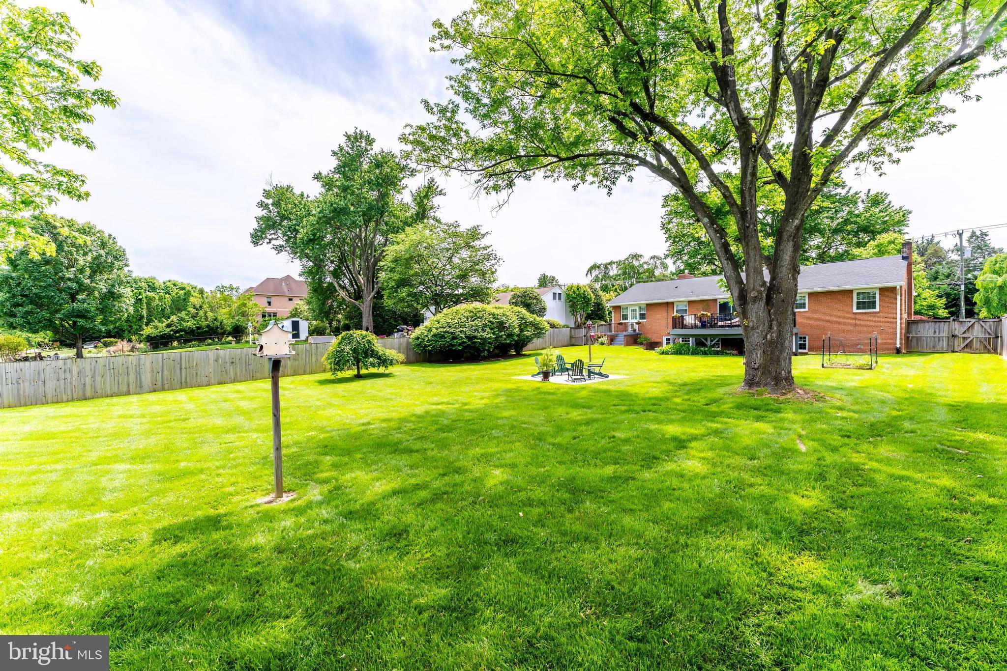 SALONA VILLAGE - Residential