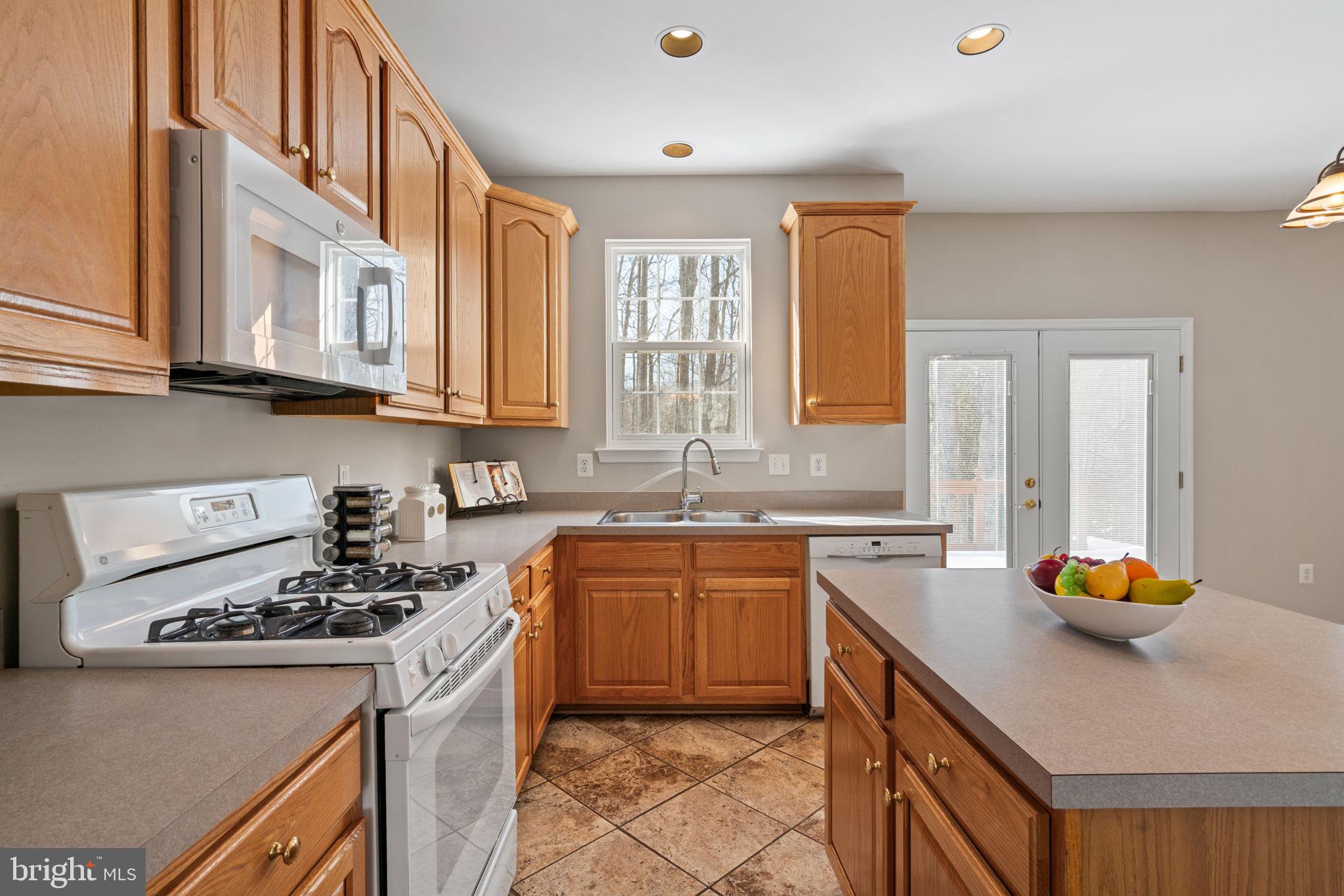 WINDING CREEK ESTATES - Residential