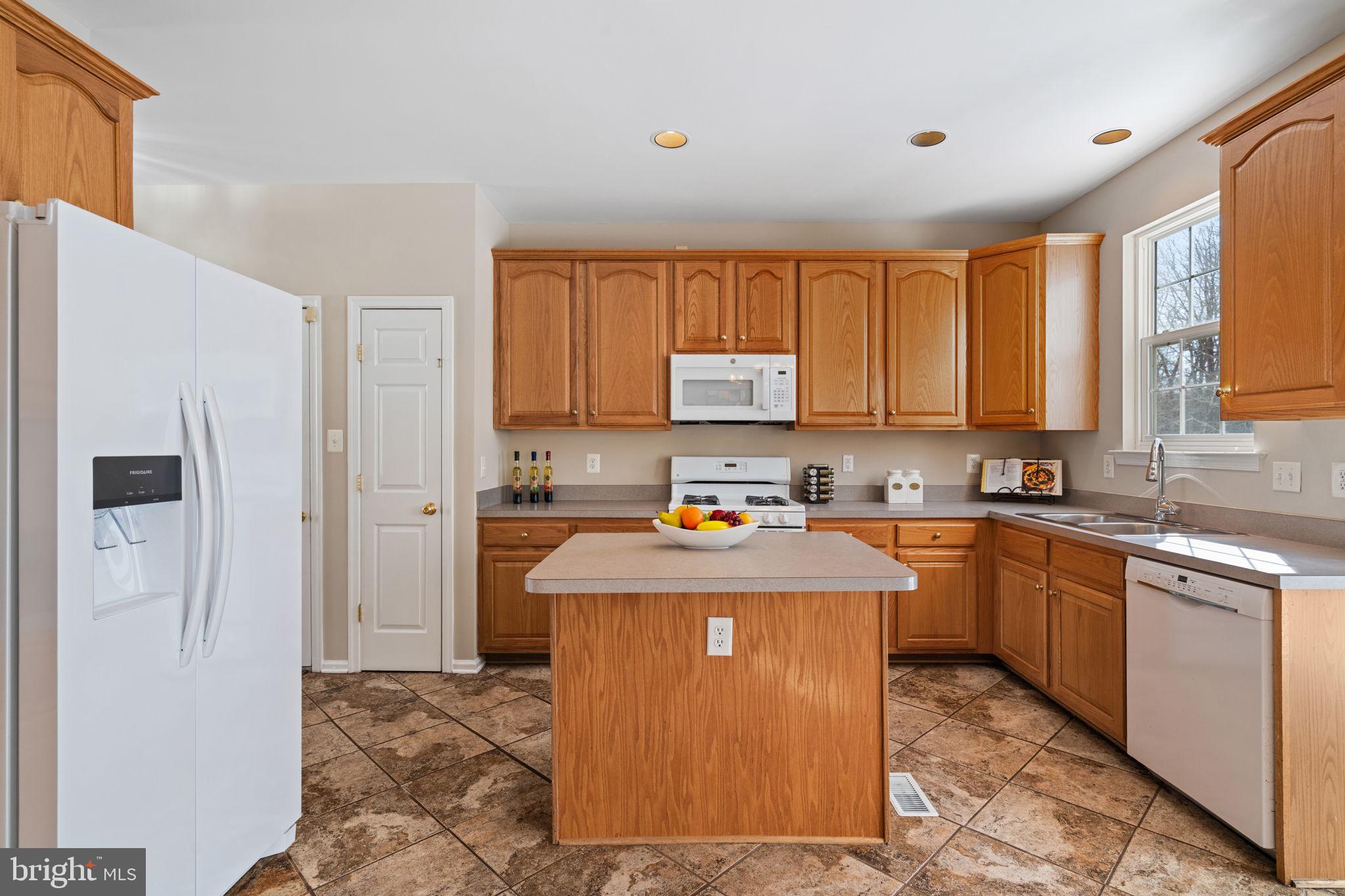 WINDING CREEK ESTATES - Residential