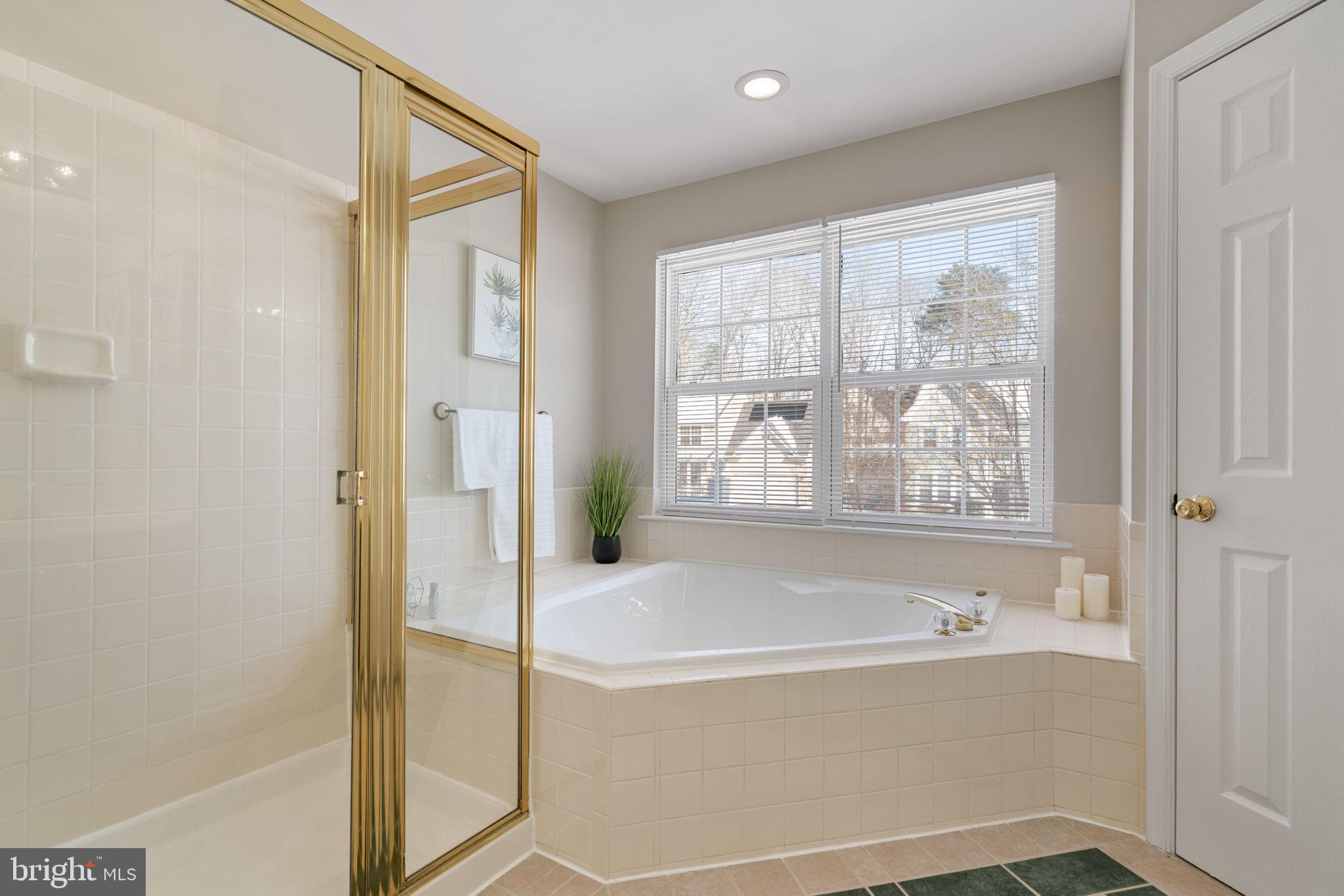 WINDING CREEK ESTATES - Residential