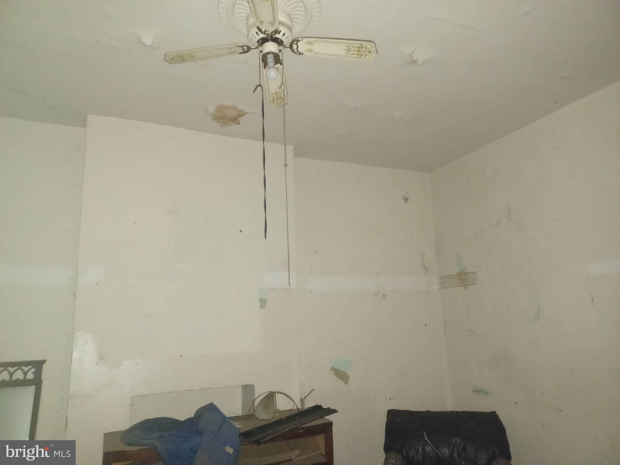 BROADWAY EAST - Residential