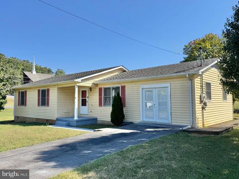 12 HILLVUE STREET FRONT ROYAL VA 22630