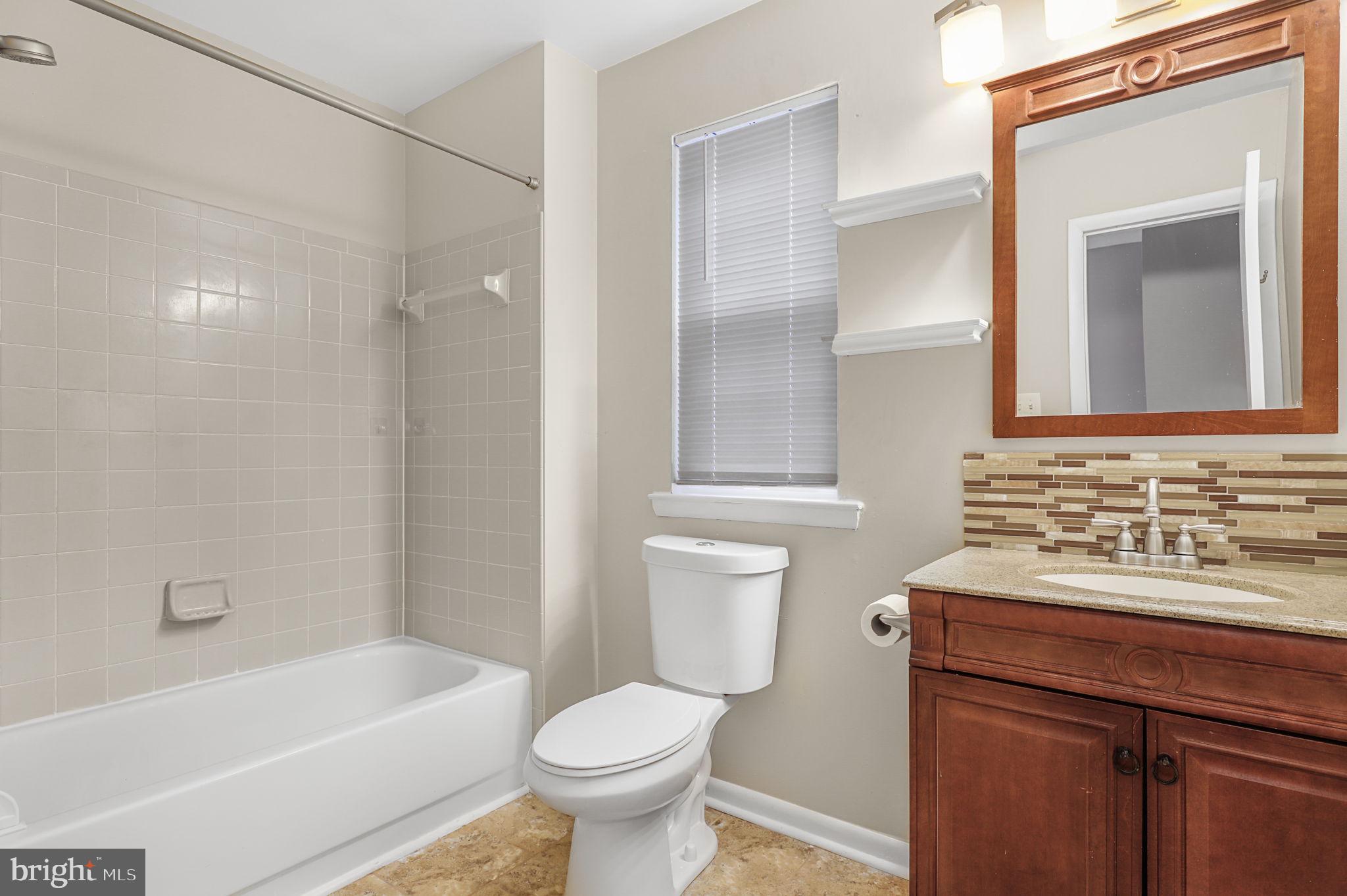 FOREST BROOKE - Residential