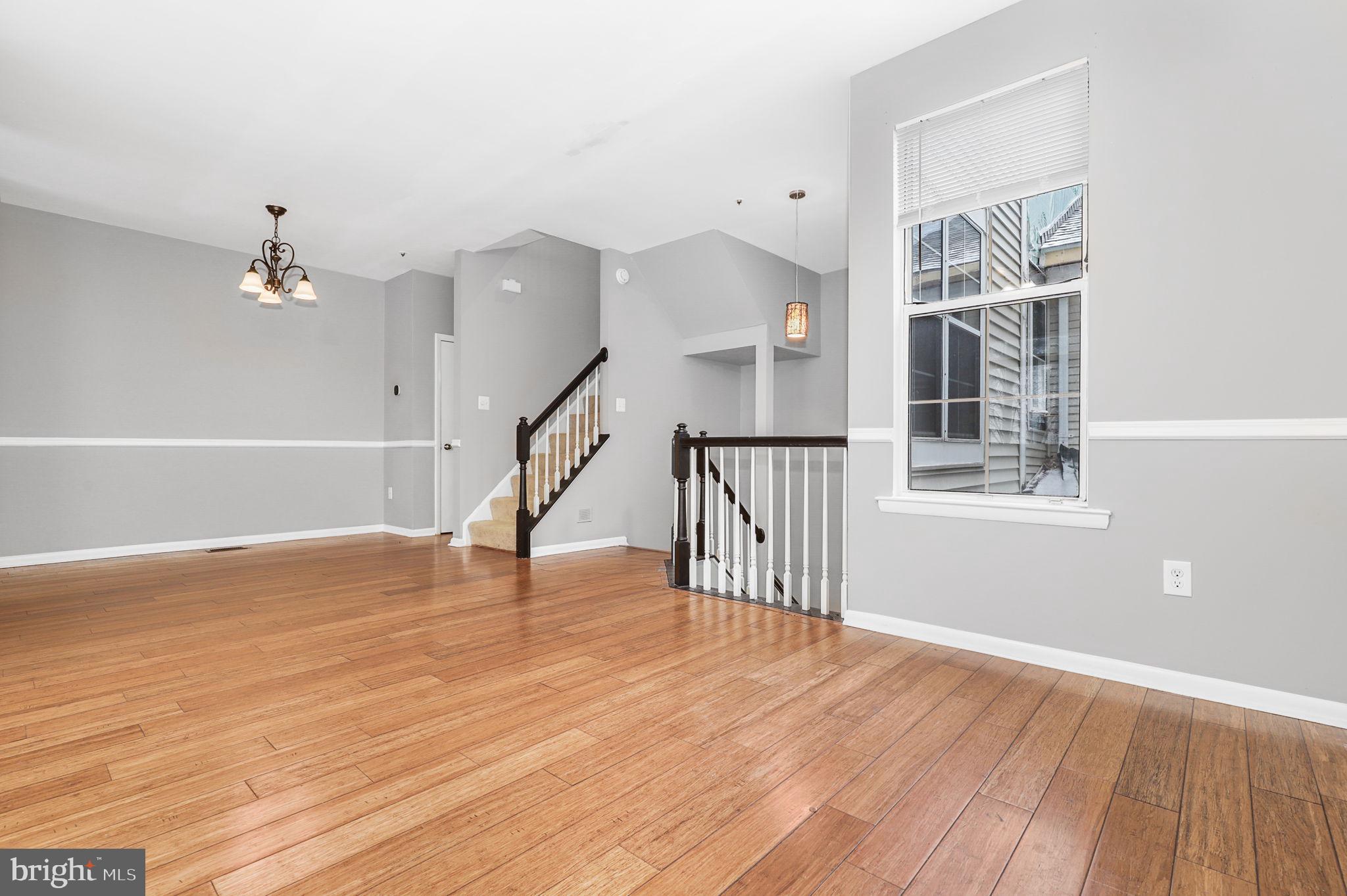 FOREST BROOKE - Residential