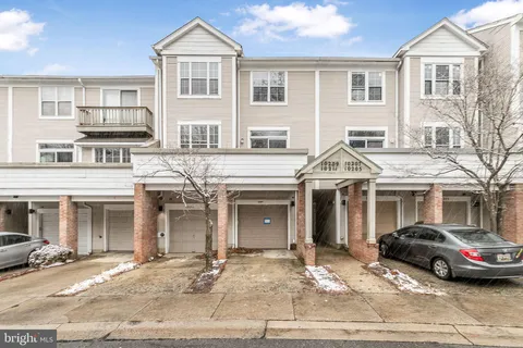 10211 Cove Ledge Court, Montgomery Village, MD MLS: MDMC2219036