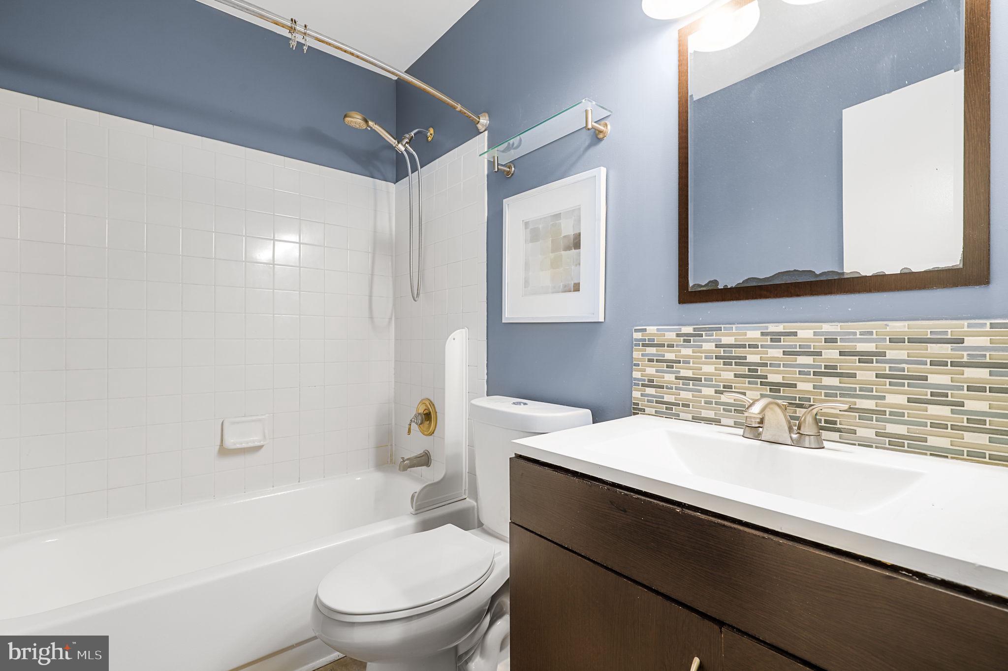 FOREST BROOKE - Residential