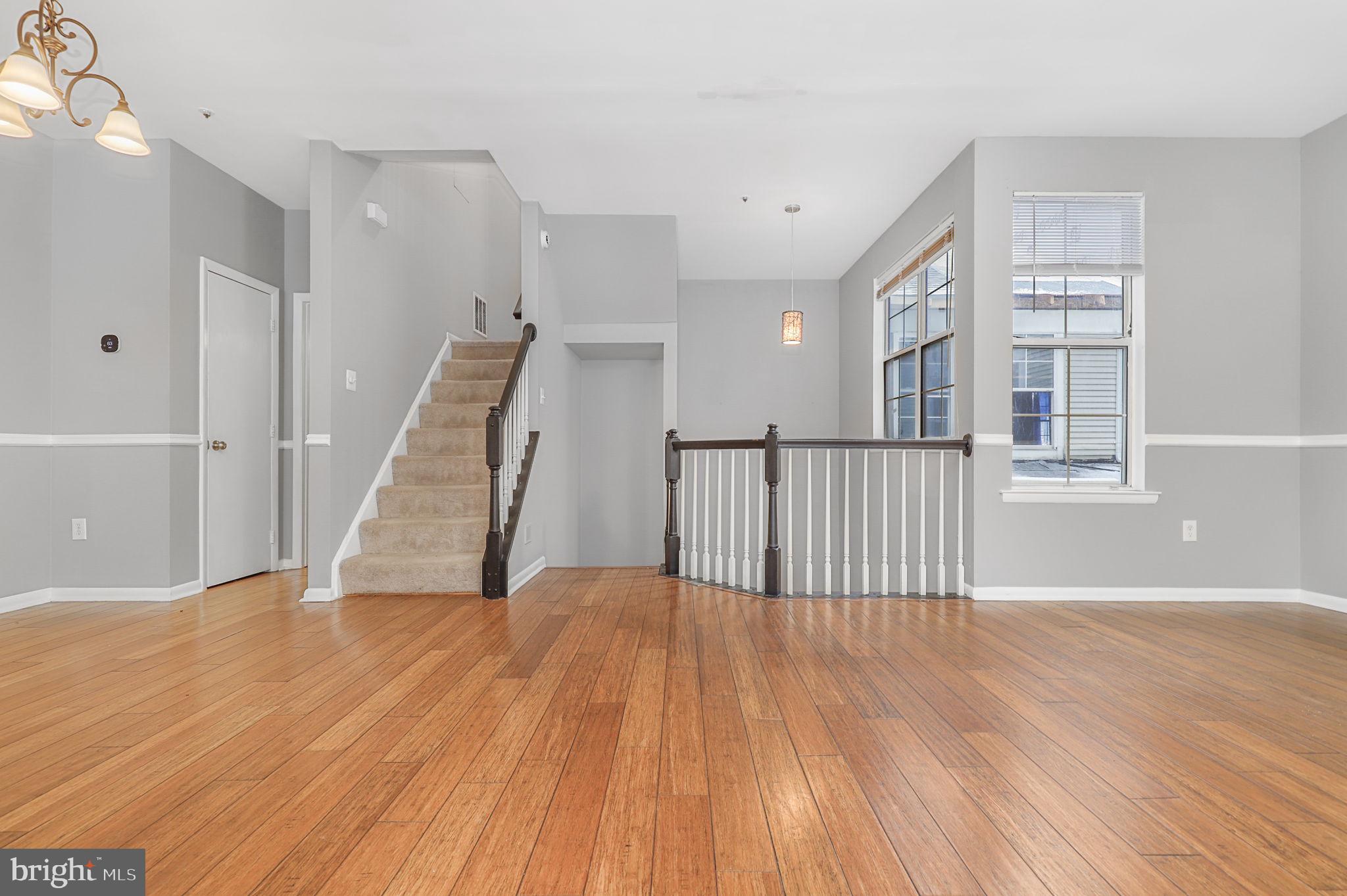 FOREST BROOKE - Residential