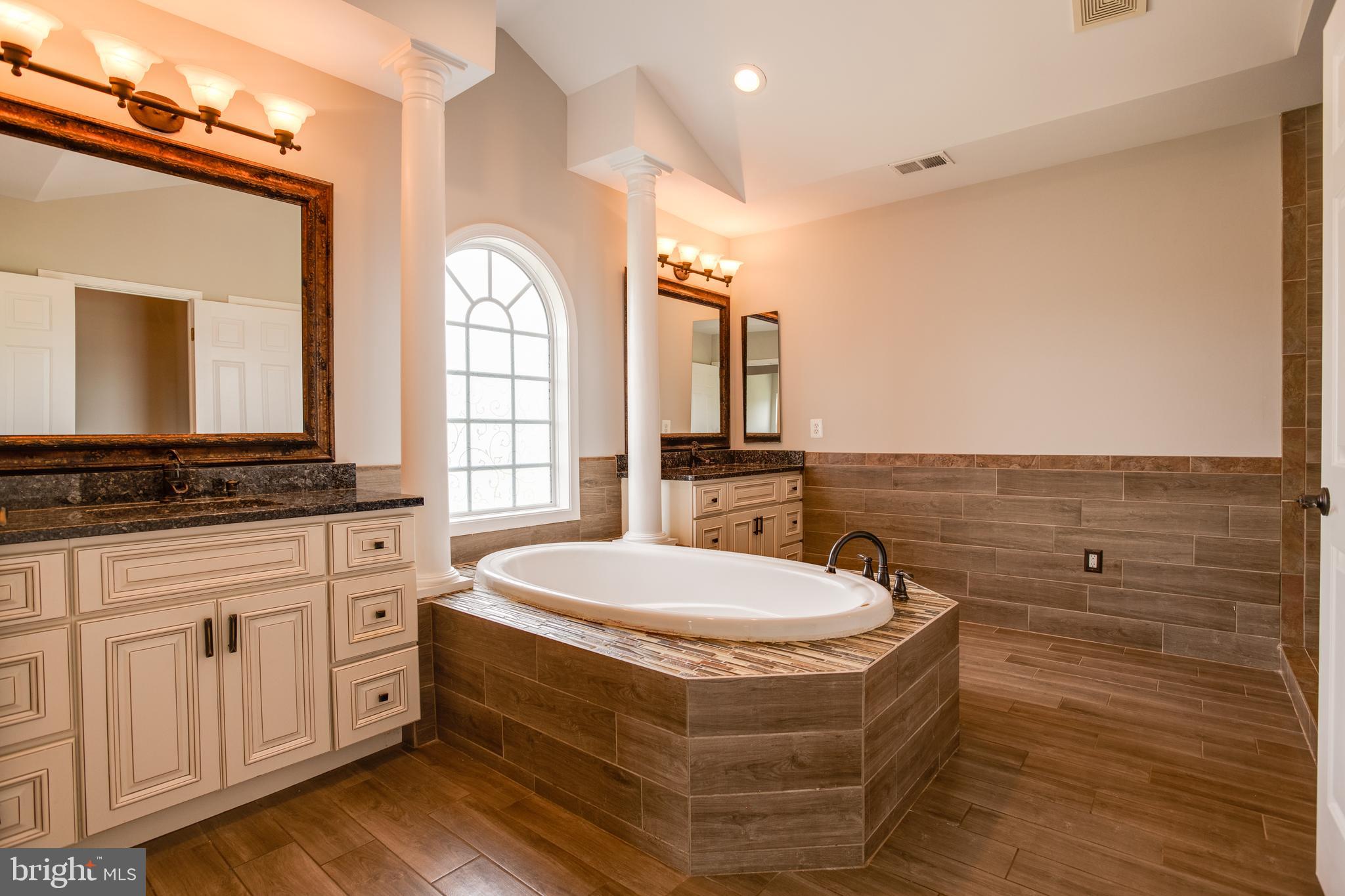 BROOKSIDE - Residential