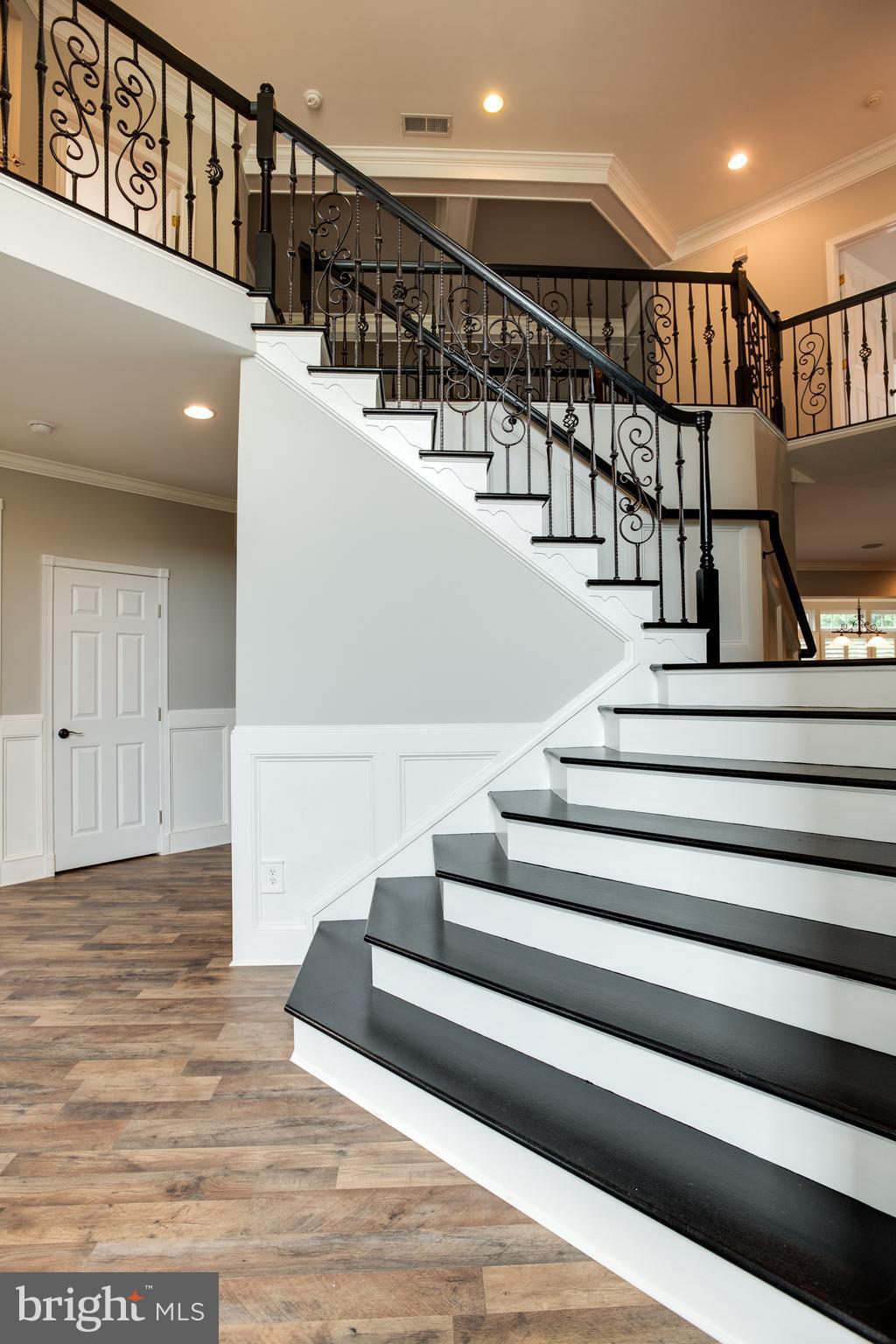 BROOKSIDE - Residential