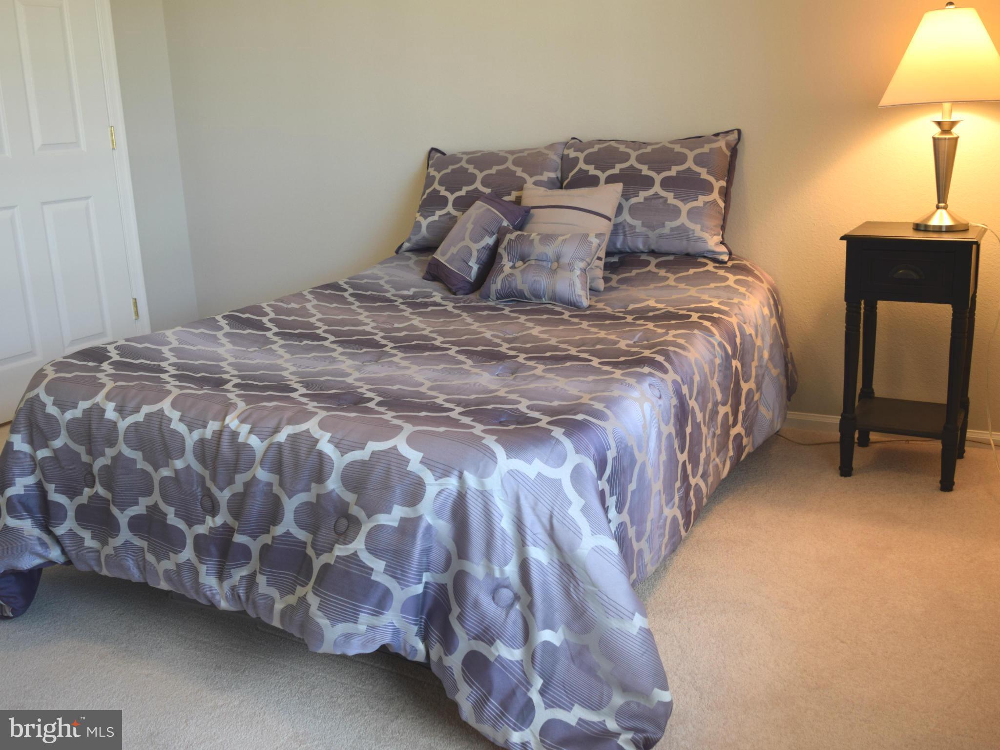 GATES OF MCLEAN - Residential