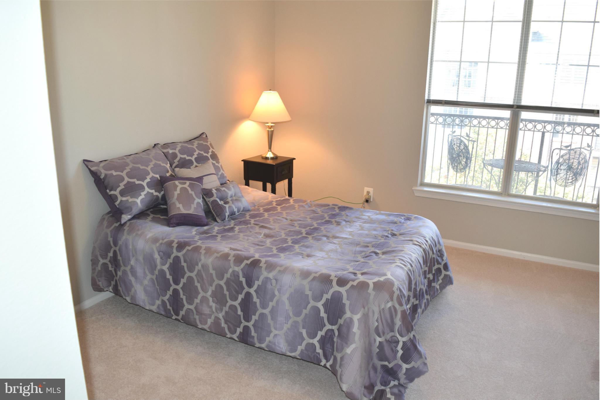 GATES OF MCLEAN - Residential