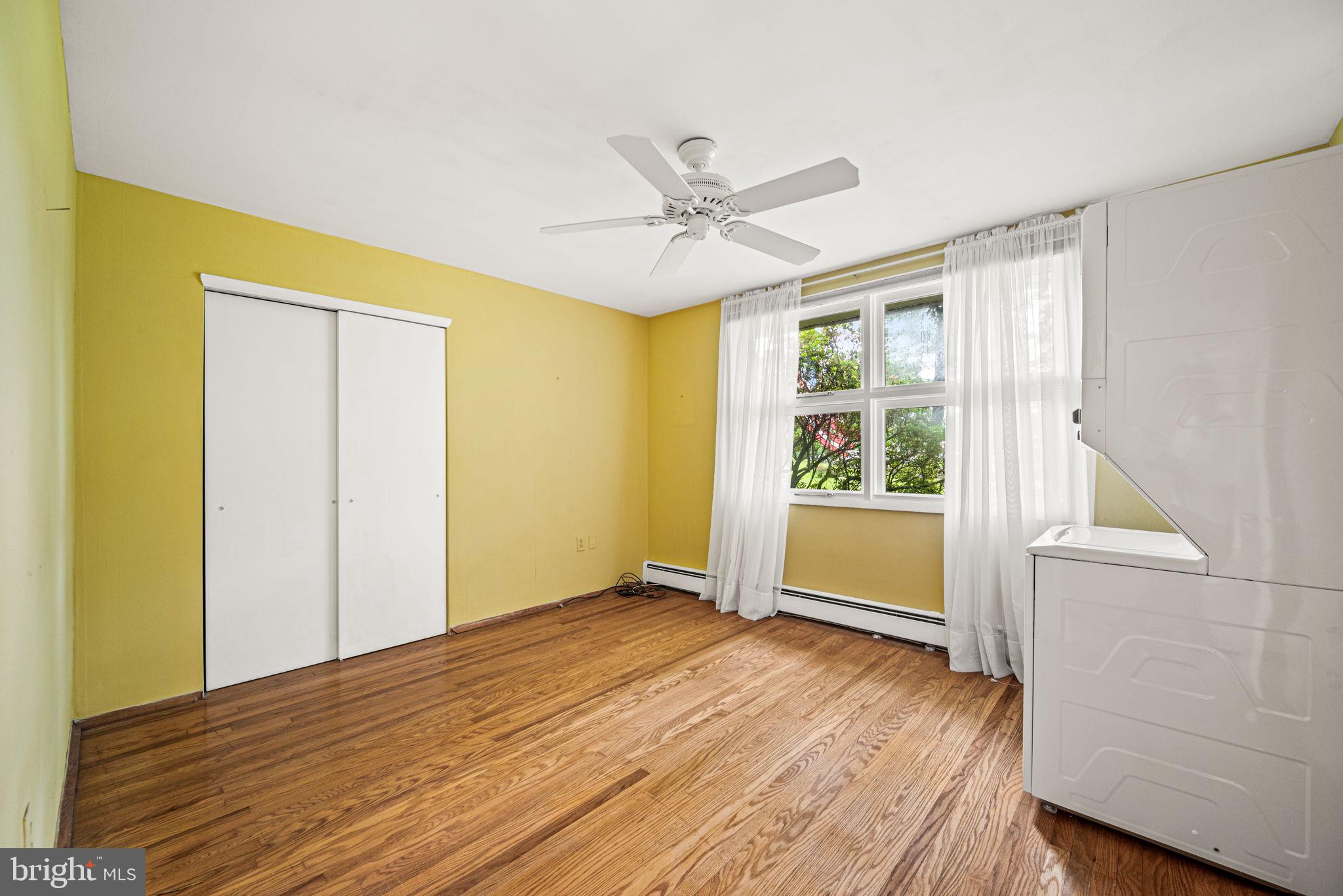 HOLLAND FARMS - Residential