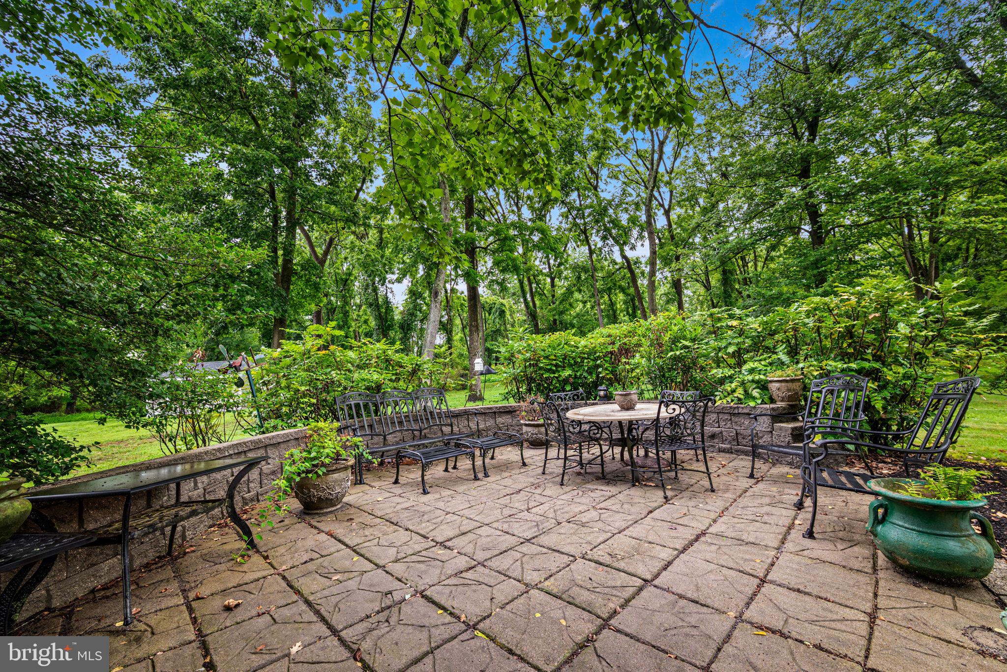 HOLLAND FARMS - Residential