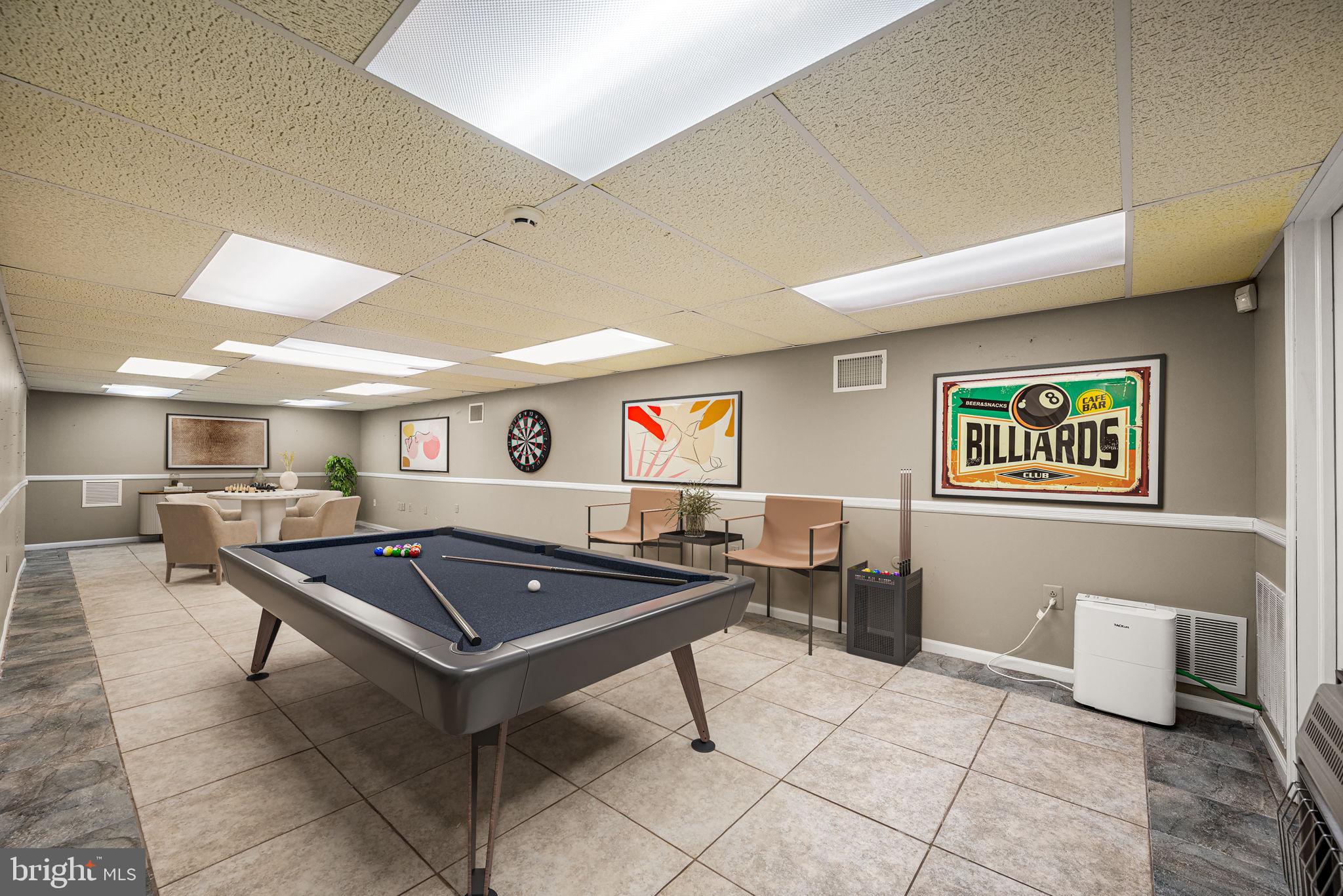 HOLLAND FARMS - Residential