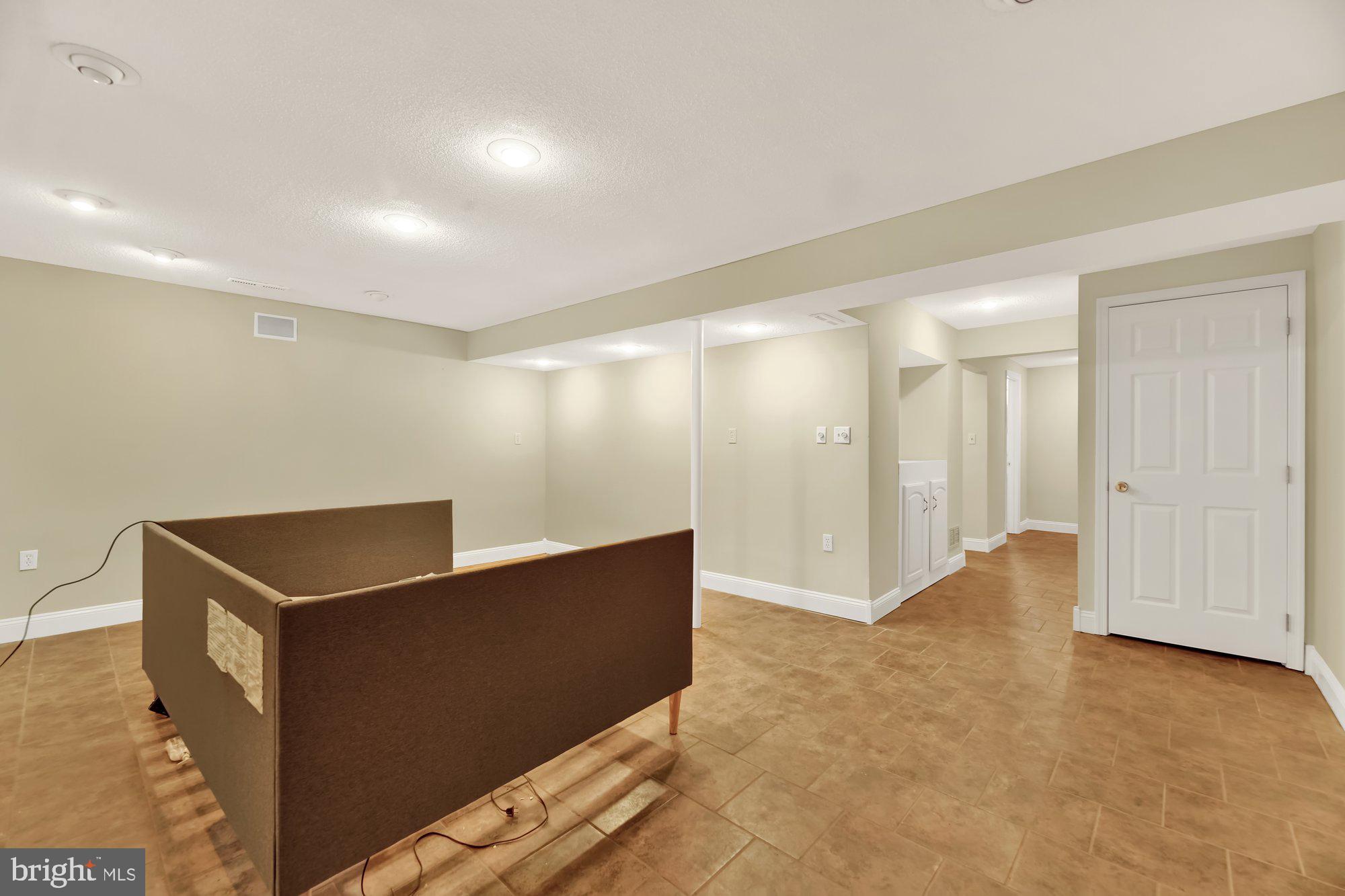 WOODSHIRE VILLAGE - Residential