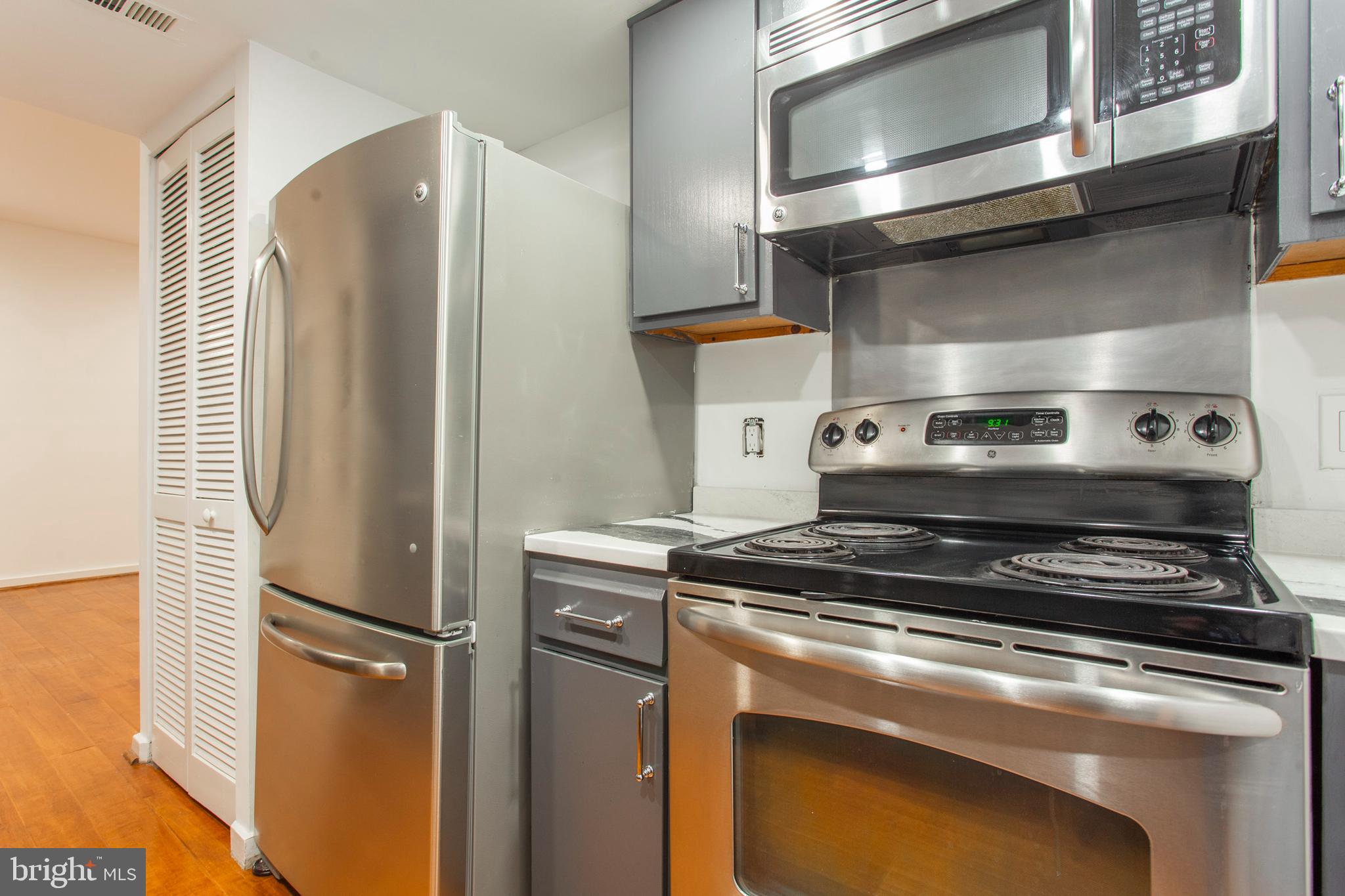 WASHINGTON SQ WEST - Residential