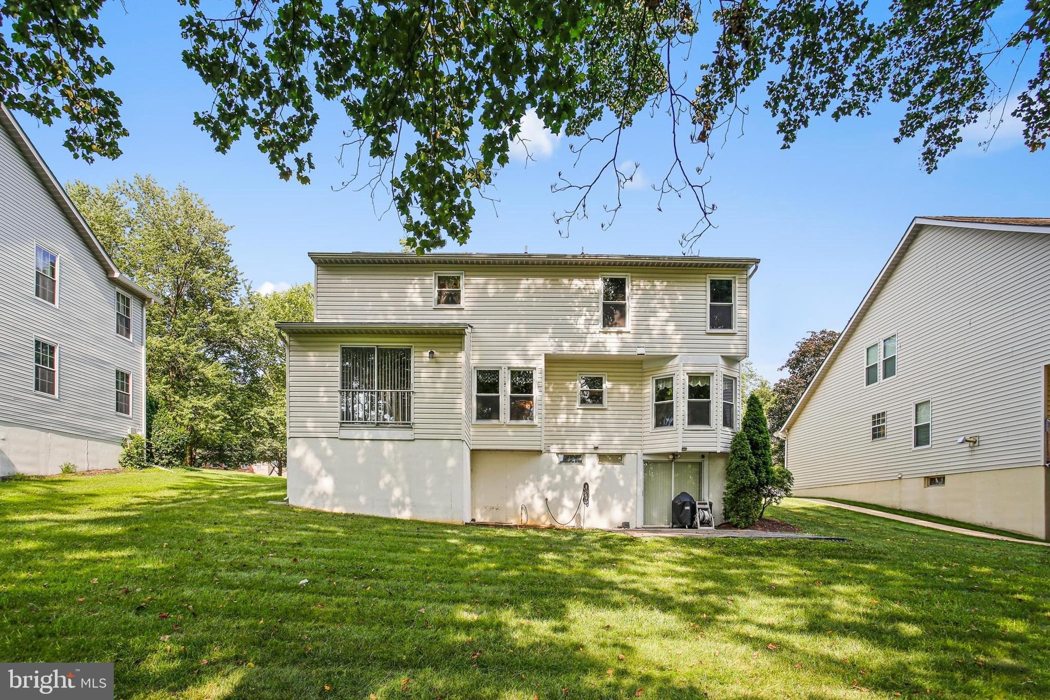 HUNTINGTON - Residential