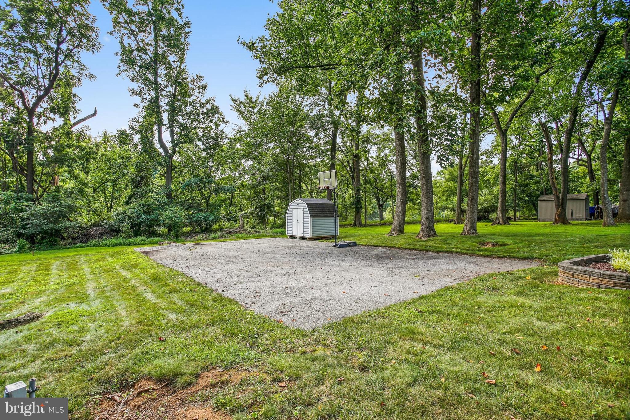 HUNTINGTON - Residential