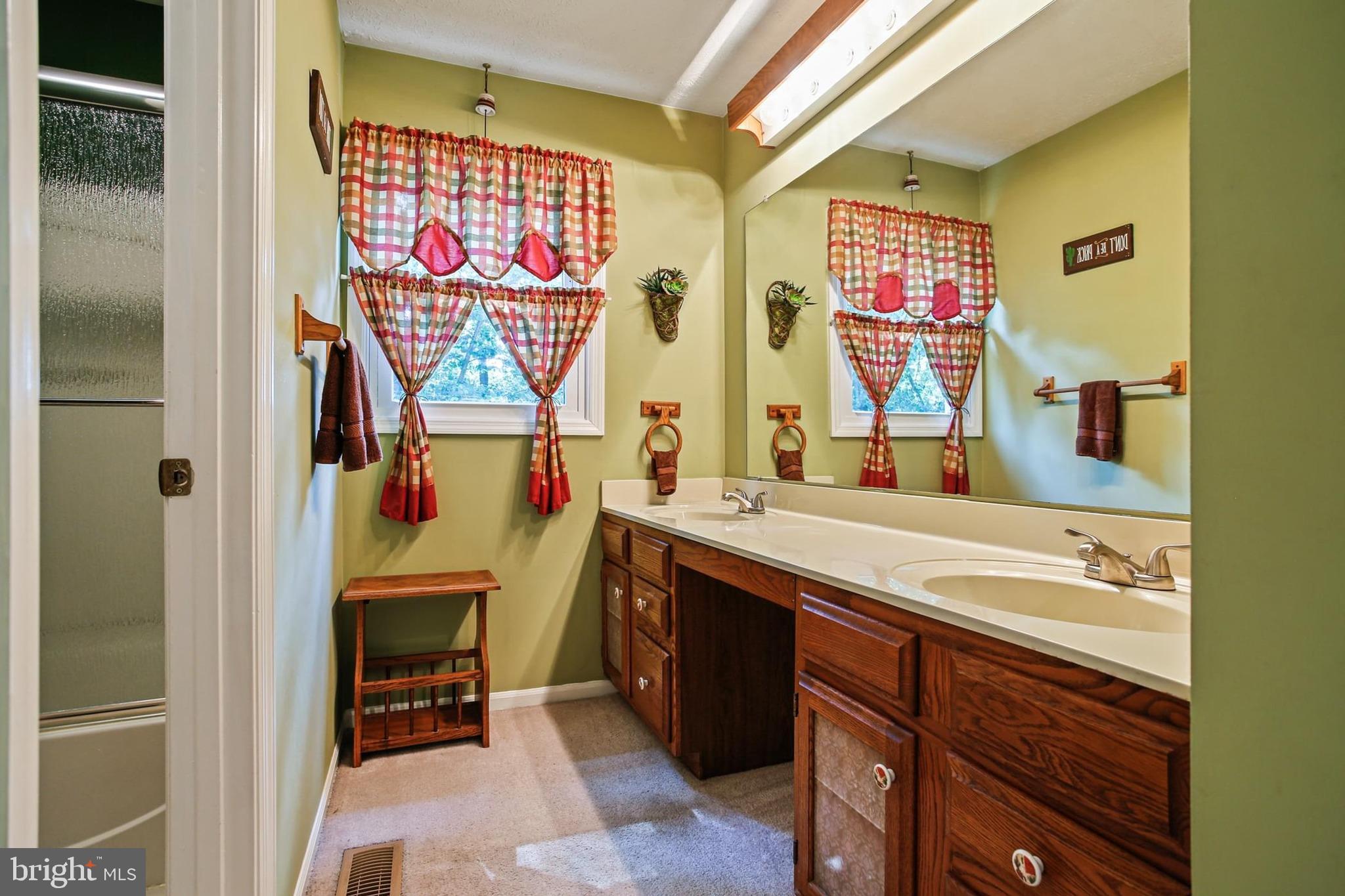 HUNTINGTON - Residential