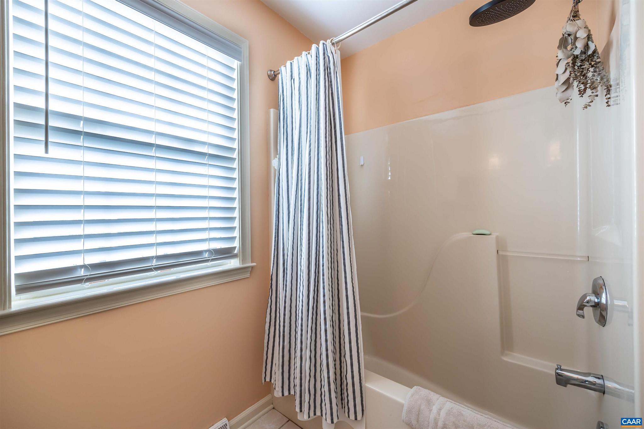 GRAYROCK - Residential