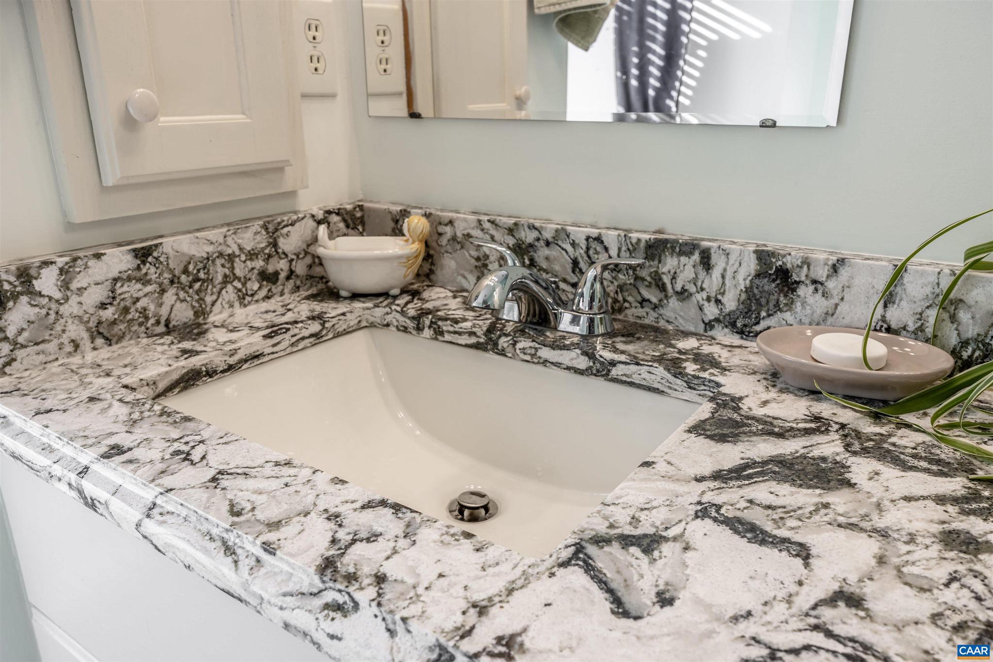 GRAYROCK - Residential