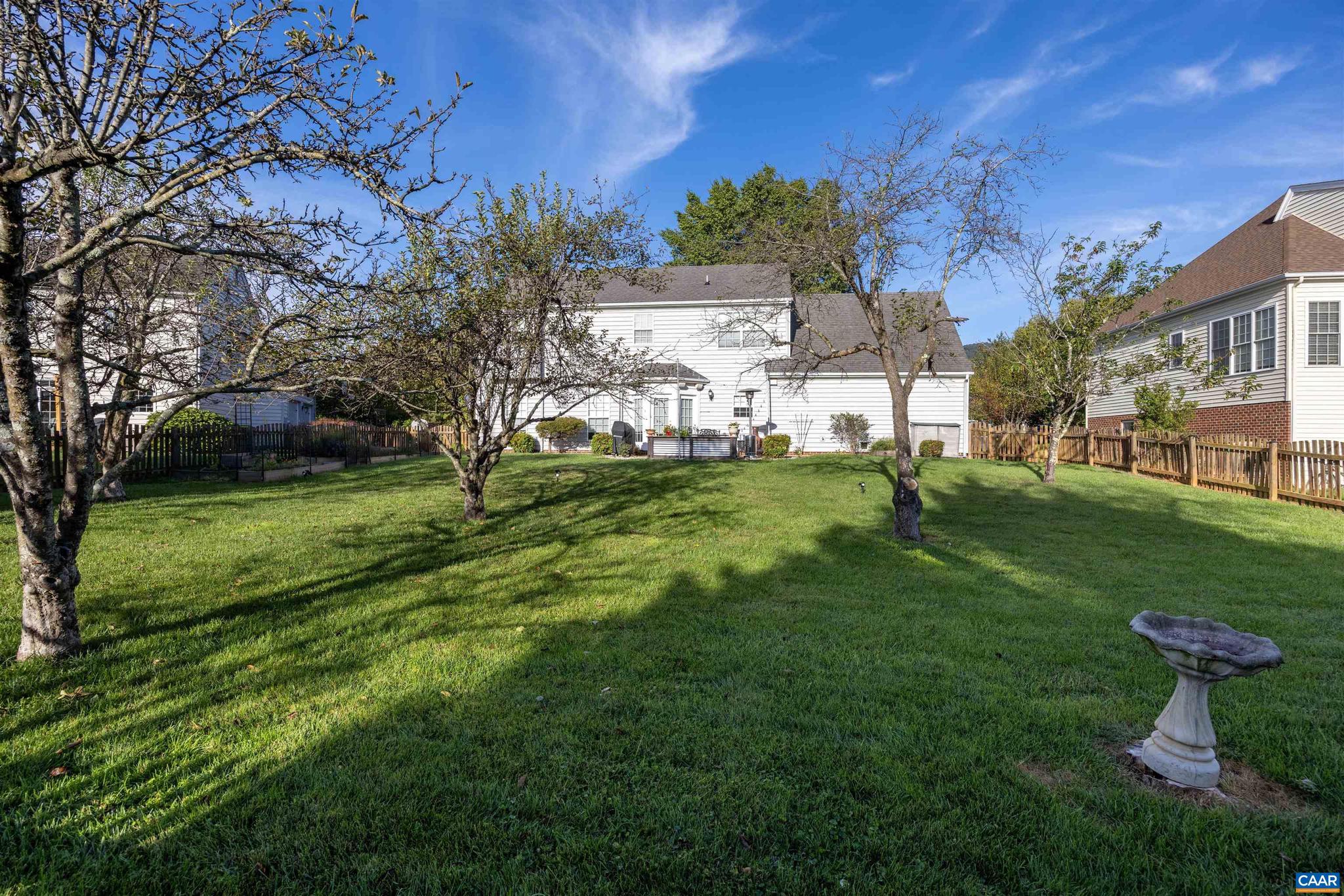 GRAYROCK - Residential