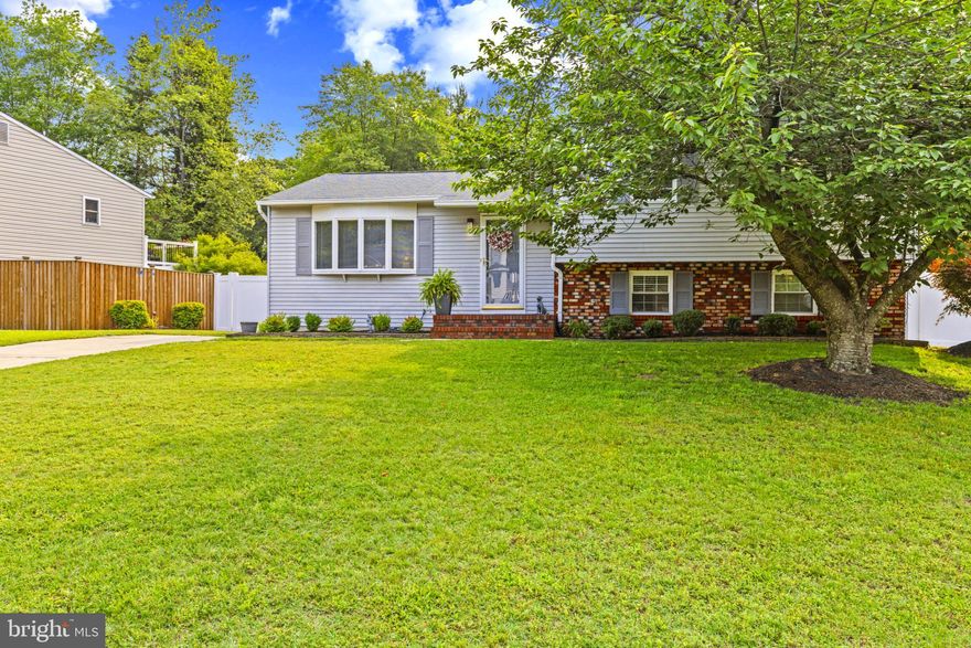 Don't Miss Your Chance to See the 4 Levels of Living Space that this Home Gives You to Enjoy!  Located at the end of a Desirable Quiet Cul De Sac.   Main Floor boasts an Open Floor Plan w/Living room, Dining room and Updated Kitchen.  Upper Level provides you w/3 Bedrooms and 2 Full Baths.  1st Lower Level includes laundry/half bath  & family room area with a gas Fireplace perfect for entertaining or cozying up to relax year round. 2nd Lower Level is full of potential w/plenty of room for you to finish in your style for more living space or keep the bonus extra  storage area.  Enjoy cookouts, yard games or whatever your heart desires in this Large Flat fully fenced back yard.   Hot Water Heater and HVAC installed in 2021. 
Schedule your showing today!