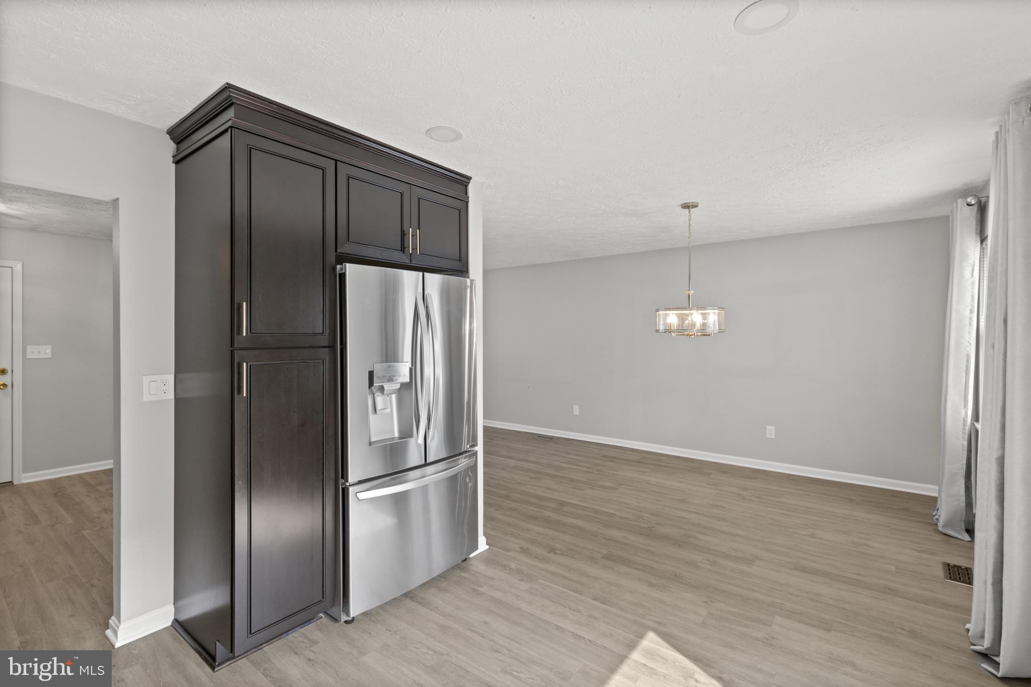 TREVOR WOODS - Residential