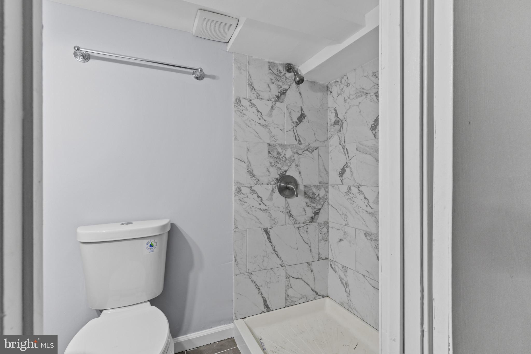 MIDDLE RIVER - Residential