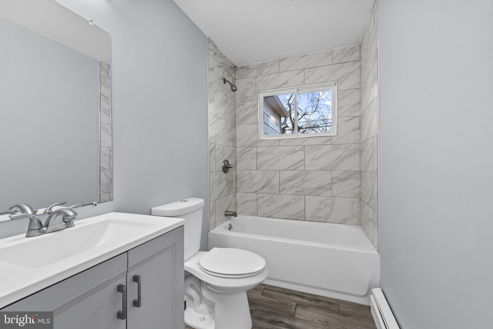 MIDDLE RIVER - Residential