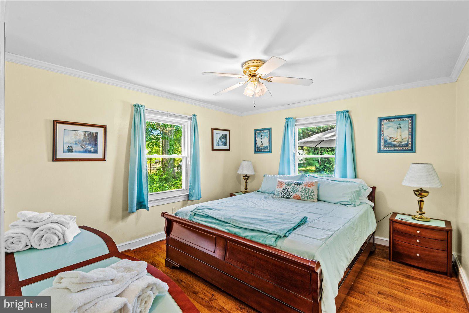 COLONIAL BEACH - Residential