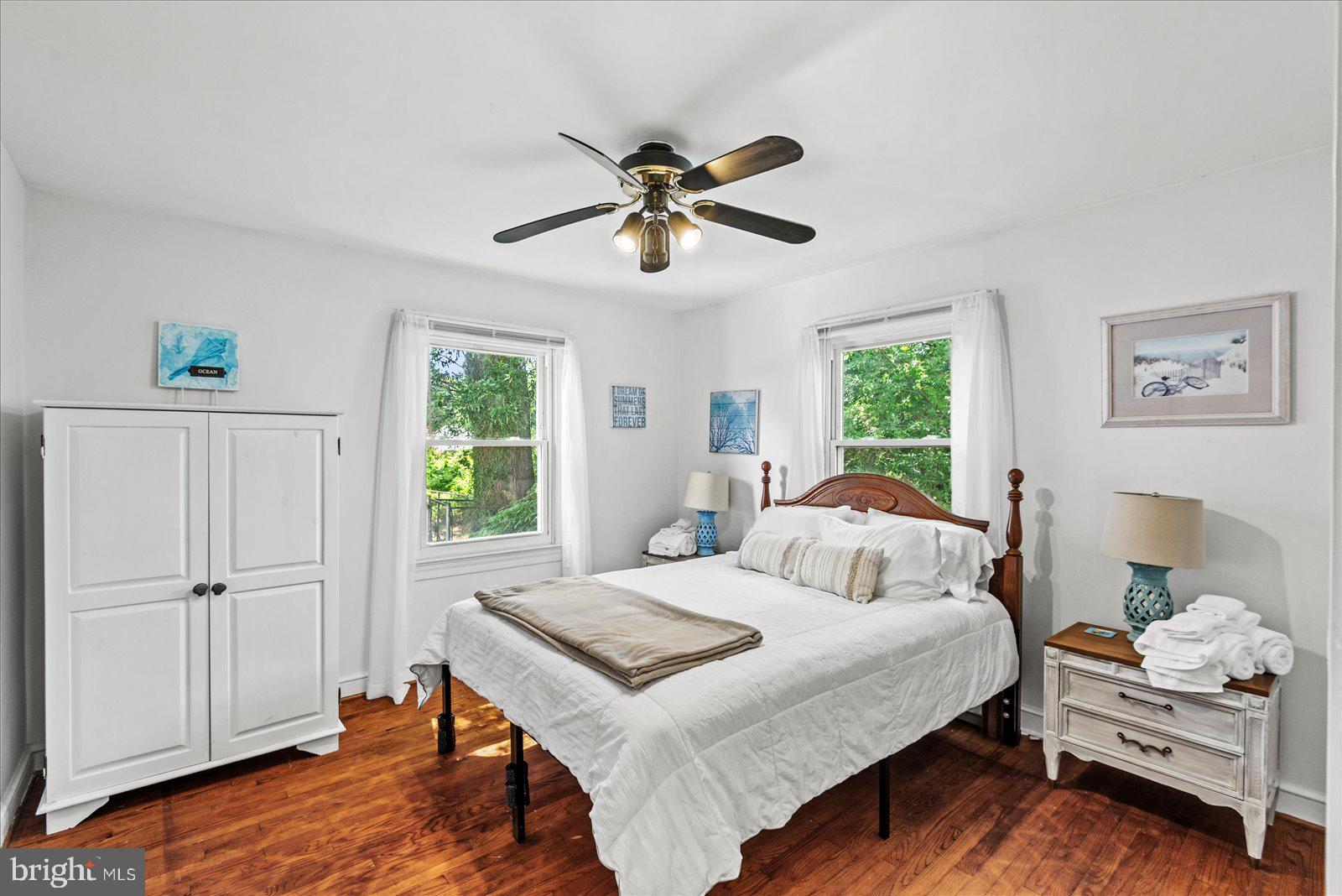 COLONIAL BEACH - Residential