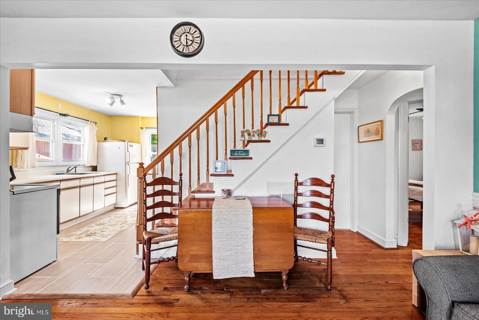 COLONIAL BEACH - Residential