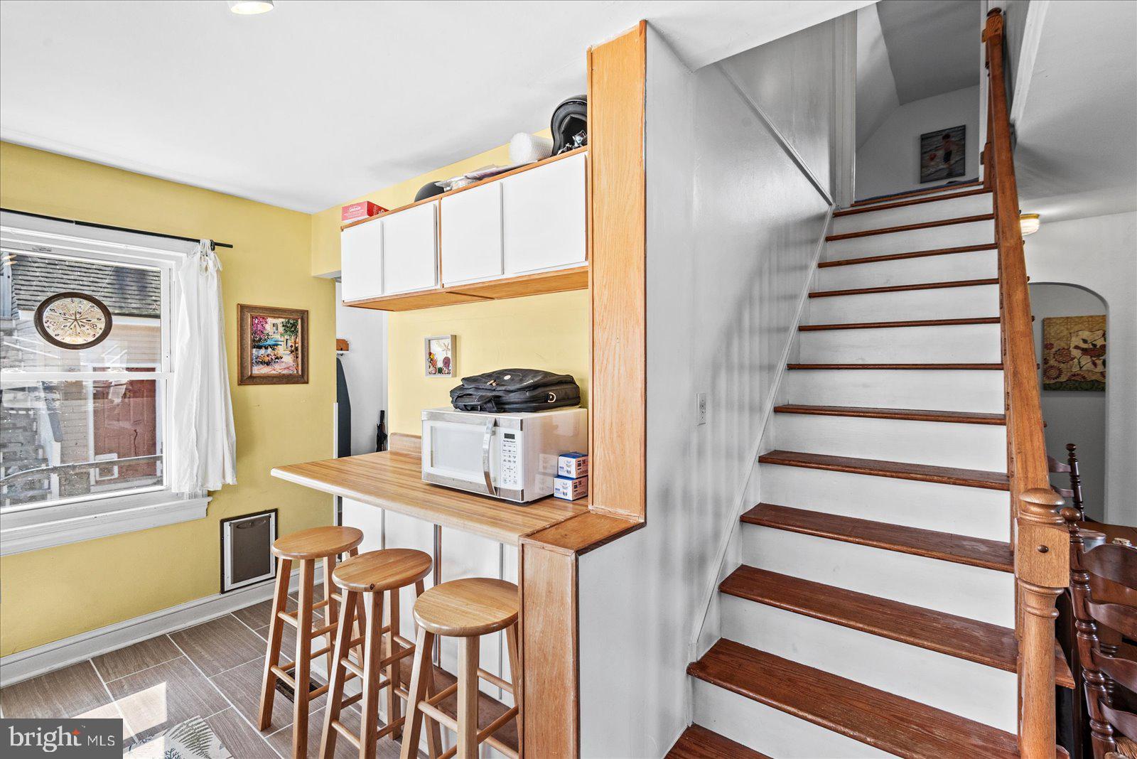 COLONIAL BEACH - Residential