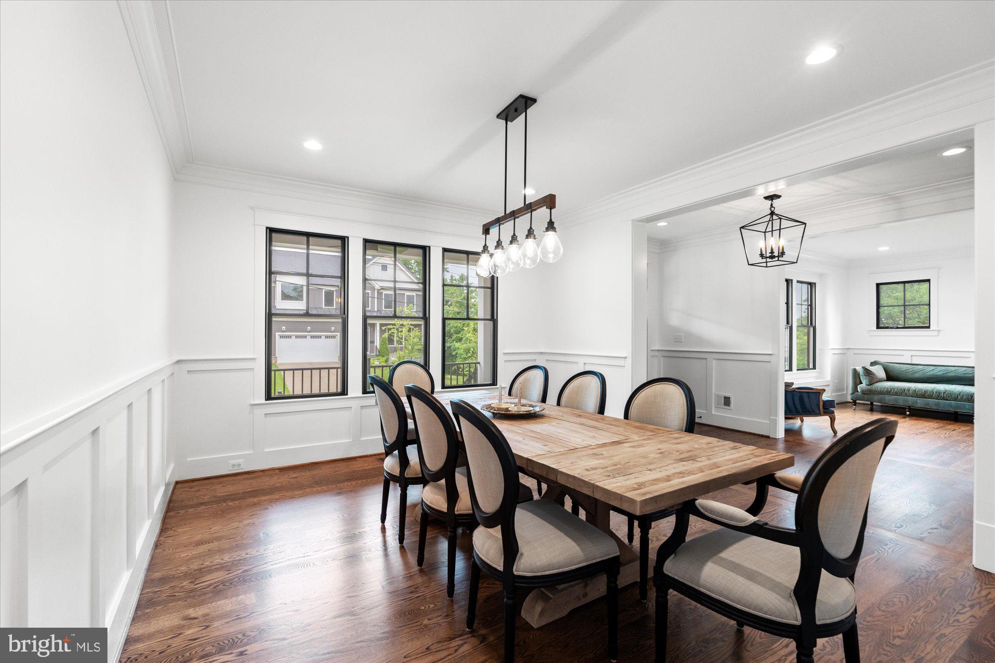 CHESTERBROOK GARDENS - Residential