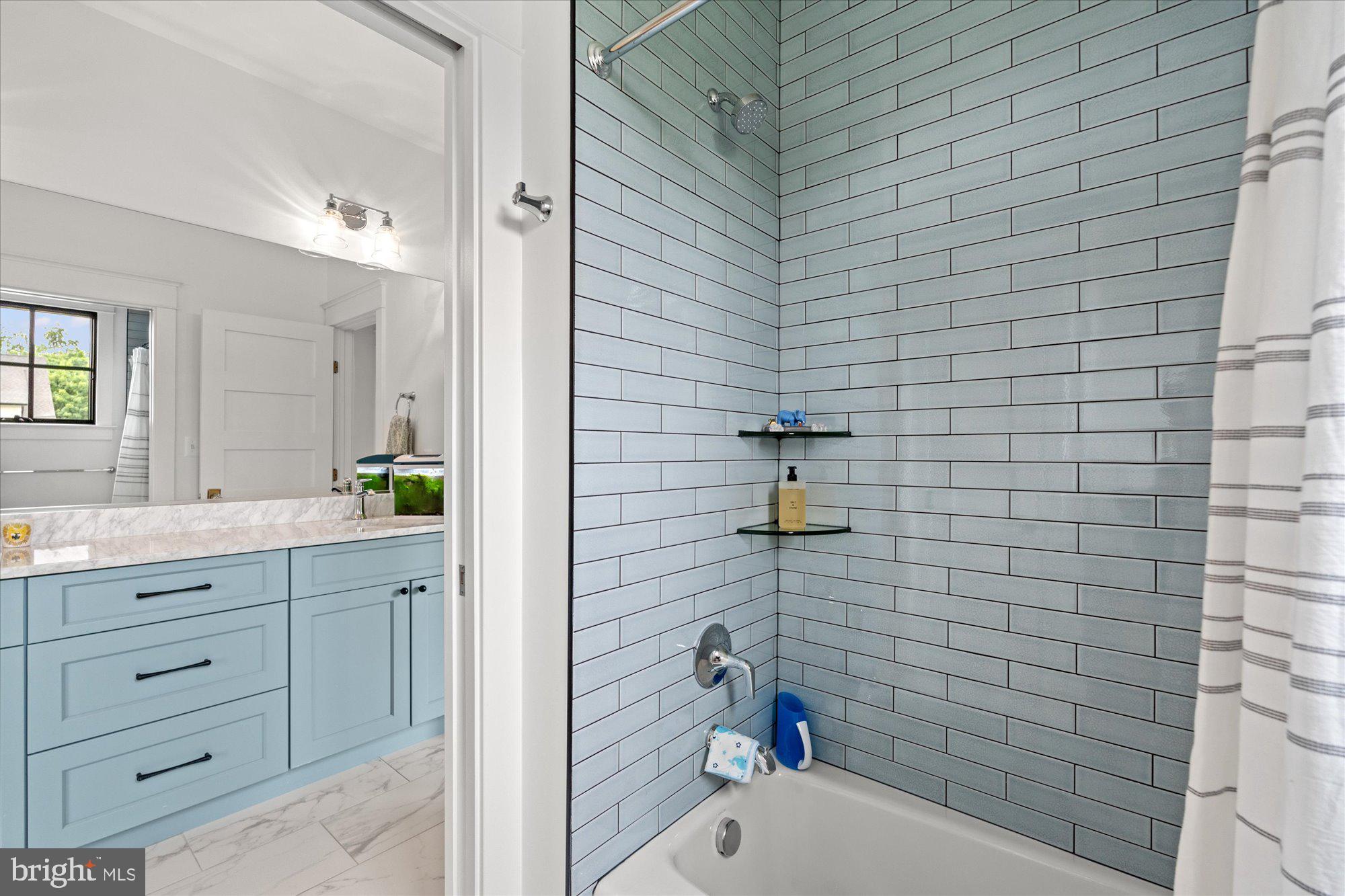 CHESTERBROOK GARDENS - Residential