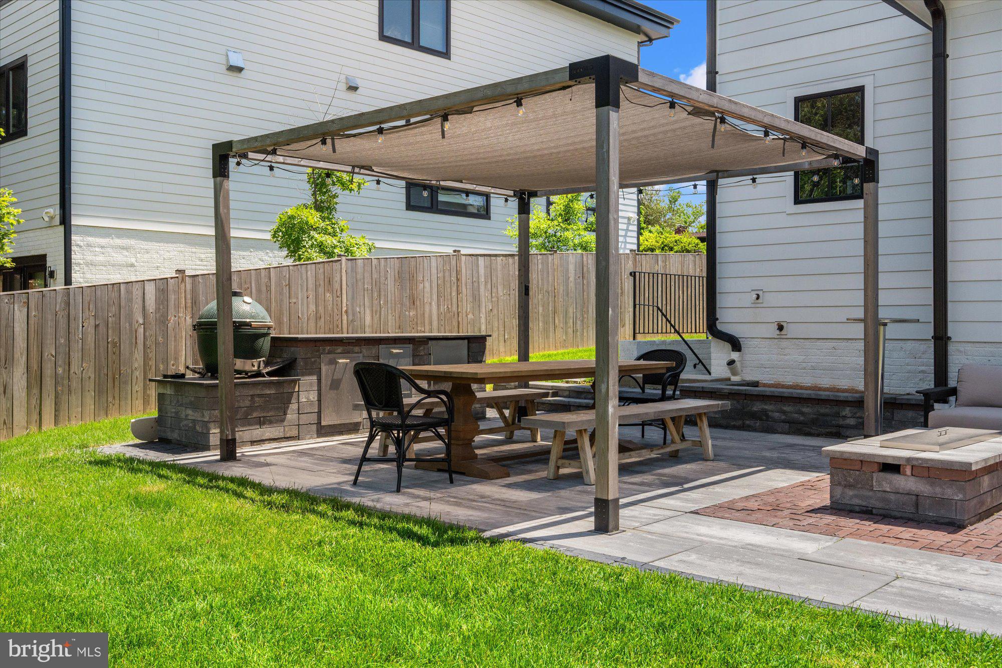 CHESTERBROOK GARDENS - Residential