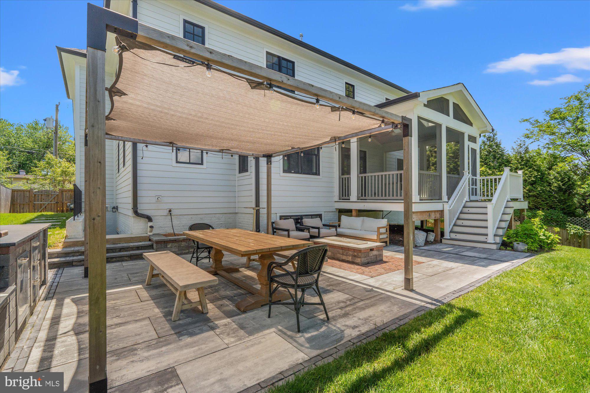 CHESTERBROOK GARDENS - Residential