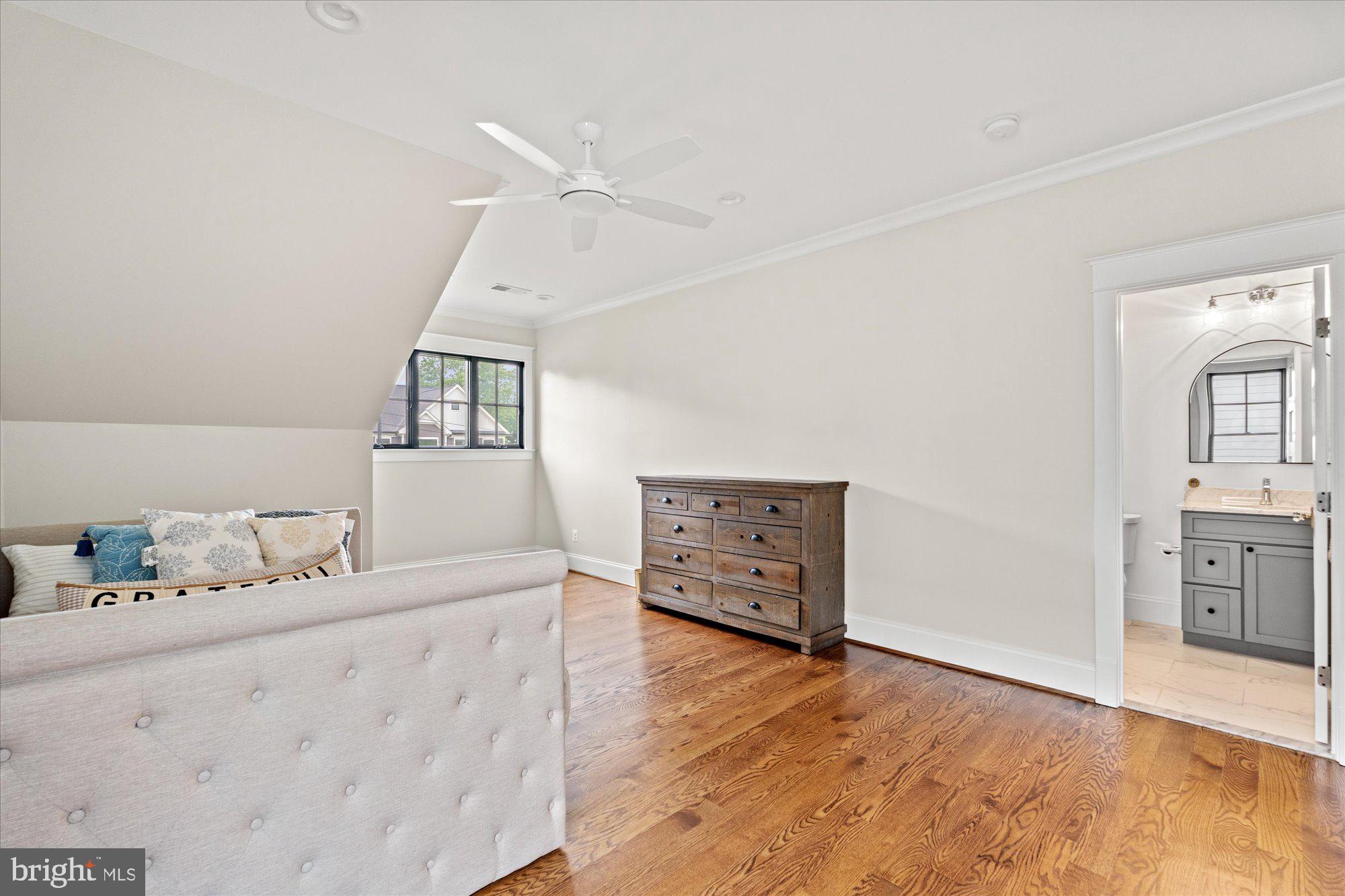 CHESTERBROOK GARDENS - Residential