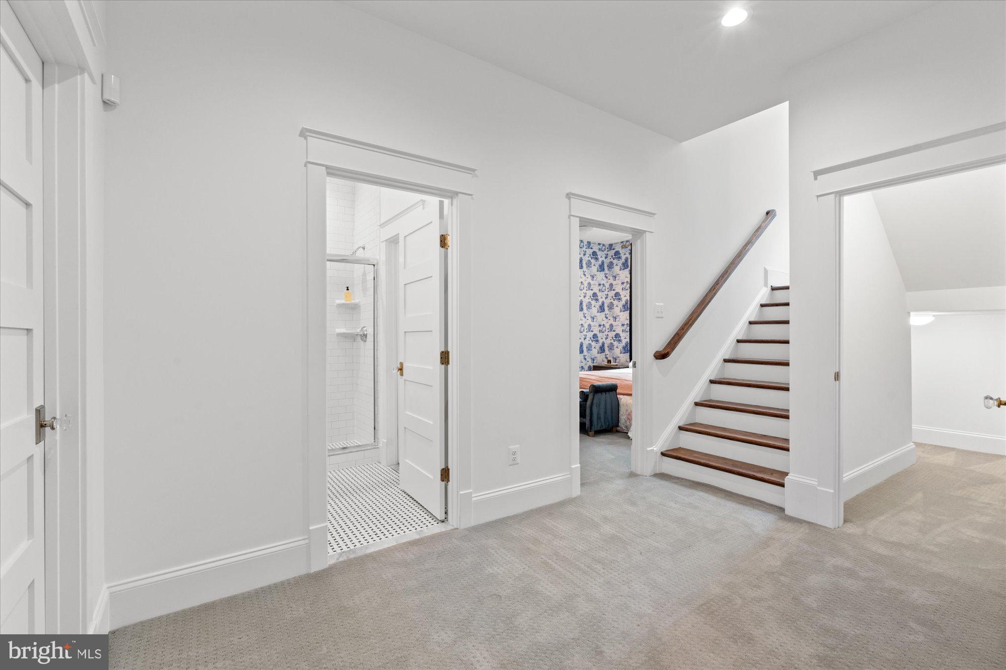 CHESTERBROOK GARDENS - Residential