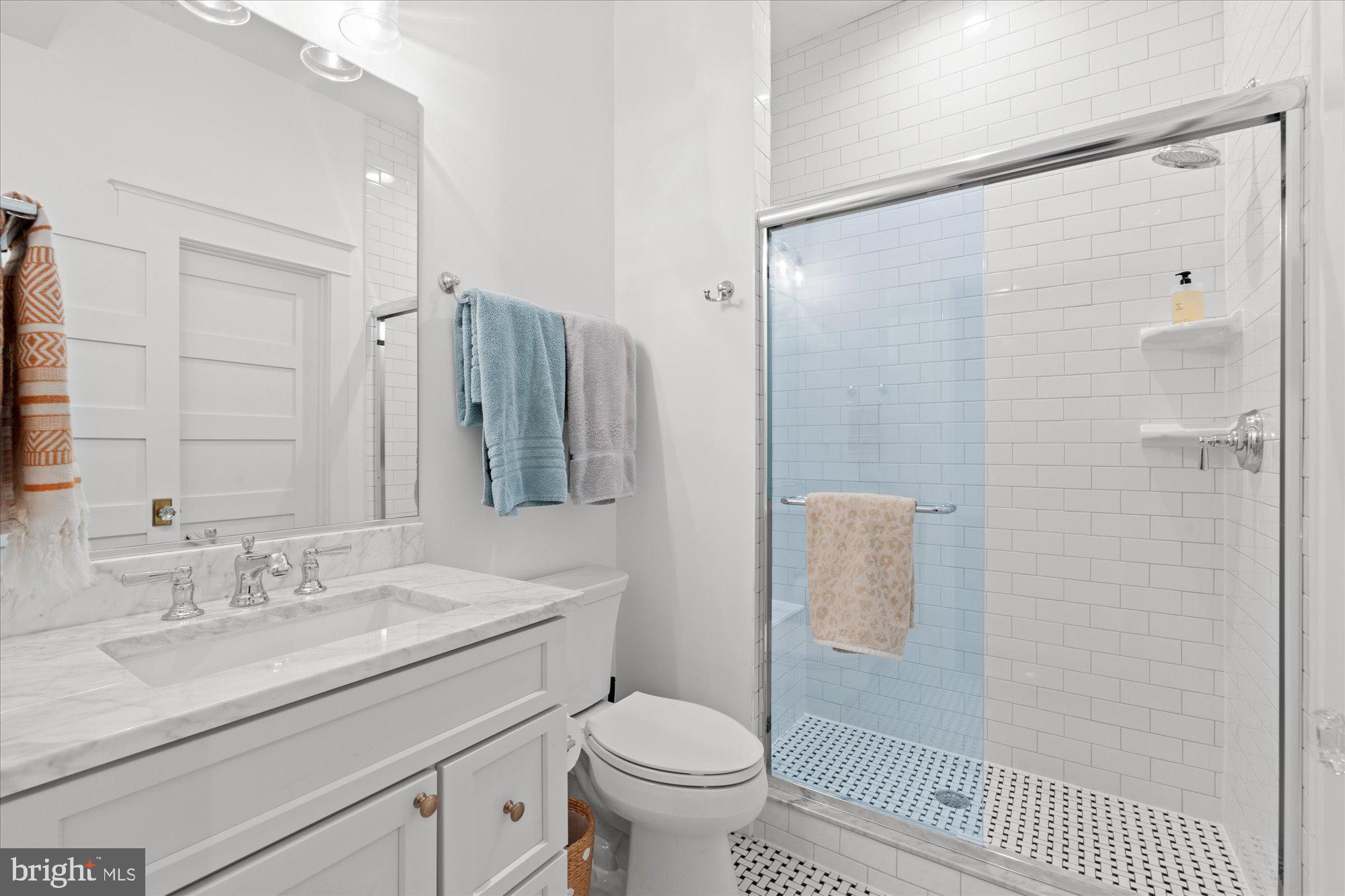 CHESTERBROOK GARDENS - Residential