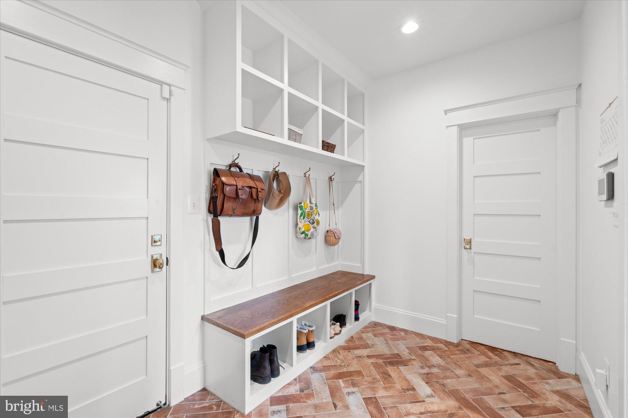 CHESTERBROOK GARDENS - Residential